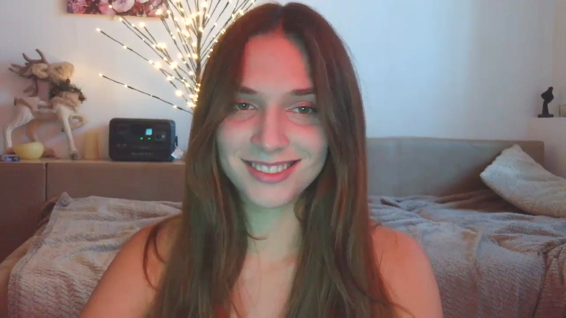 Gallery image thumbnail from HaleyReed's myfreecams stream on, 01/05/2026, 13:09 image 8 of 20