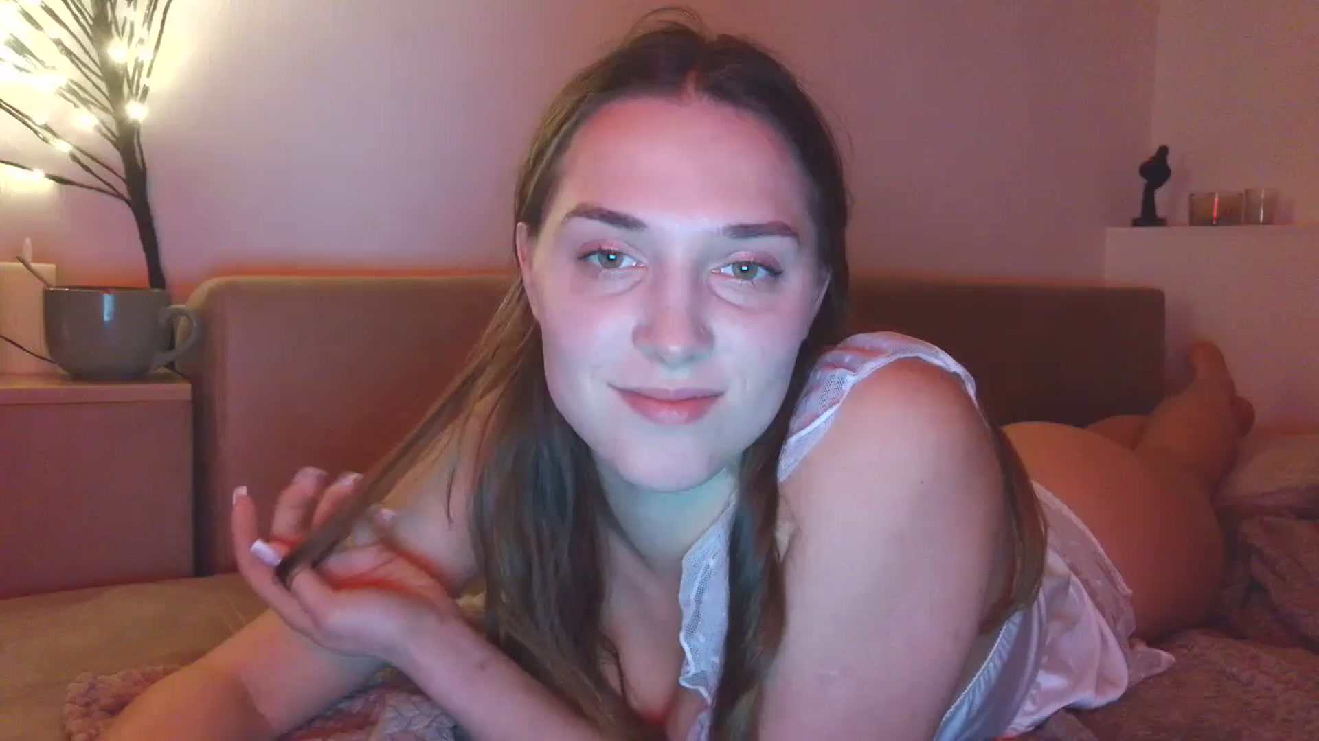 Gallery image thumbnail from HaleyReed's myfreecams stream on, 01/07/2026, 18:21 image 18 of 20