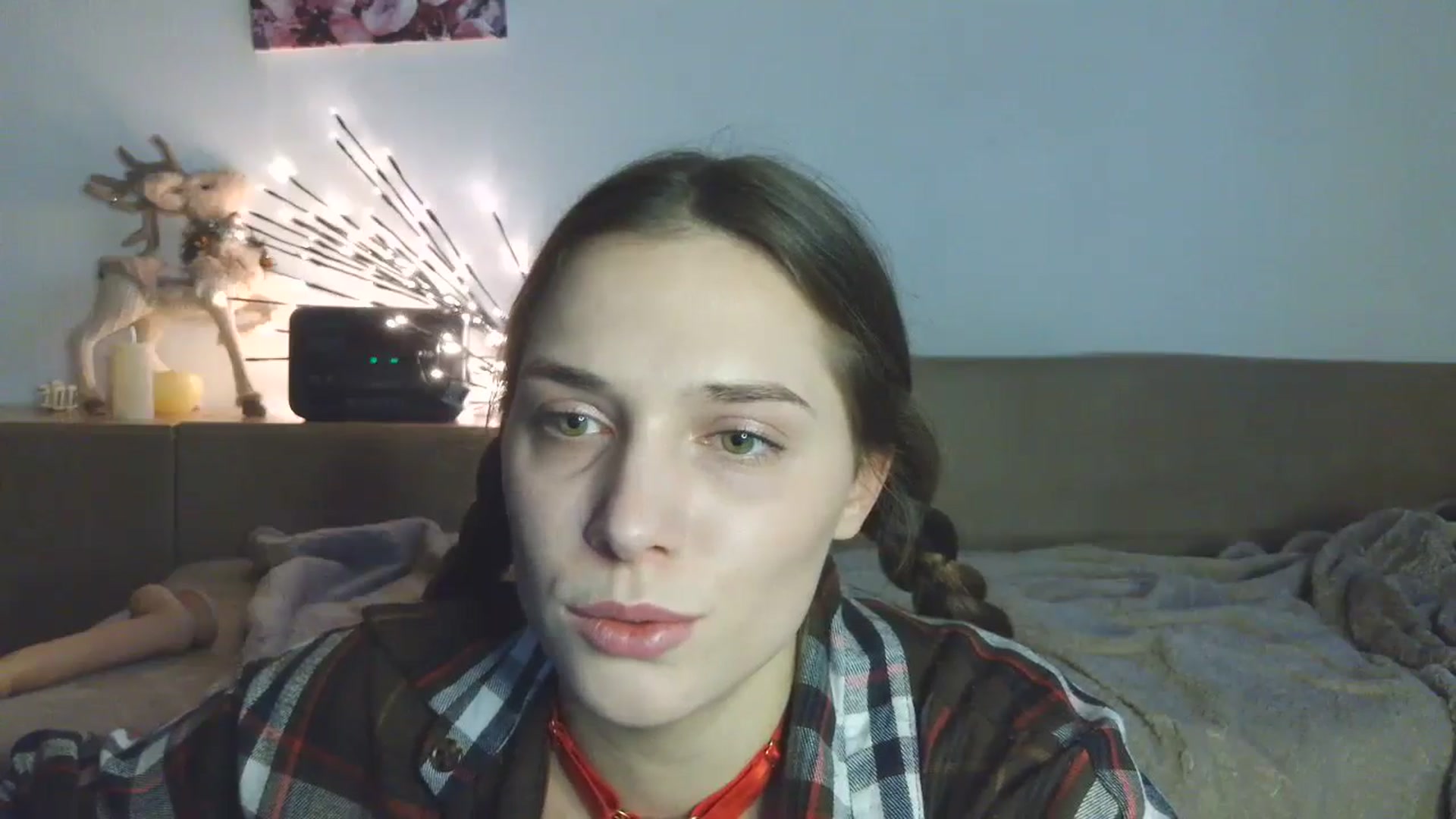 Gallery image thumbnail from HaleyReed's myfreecams stream on, 01/08/2026, 13:32 image 16 of 20