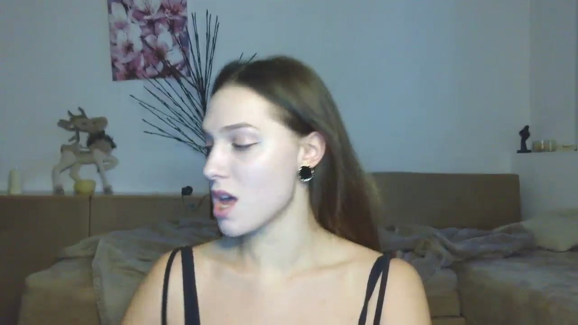 Gallery image thumbnail from HaleyReed's myfreecams stream on, 01/09/2026, 13:46 image 12 of 20