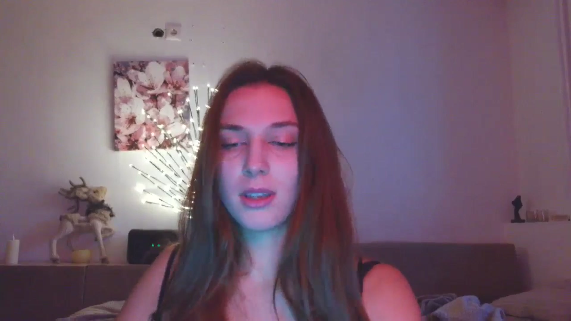 Gallery image thumbnail from HaleyReed's myfreecams stream on, 01/09/2026, 13:46 image 7 of 20