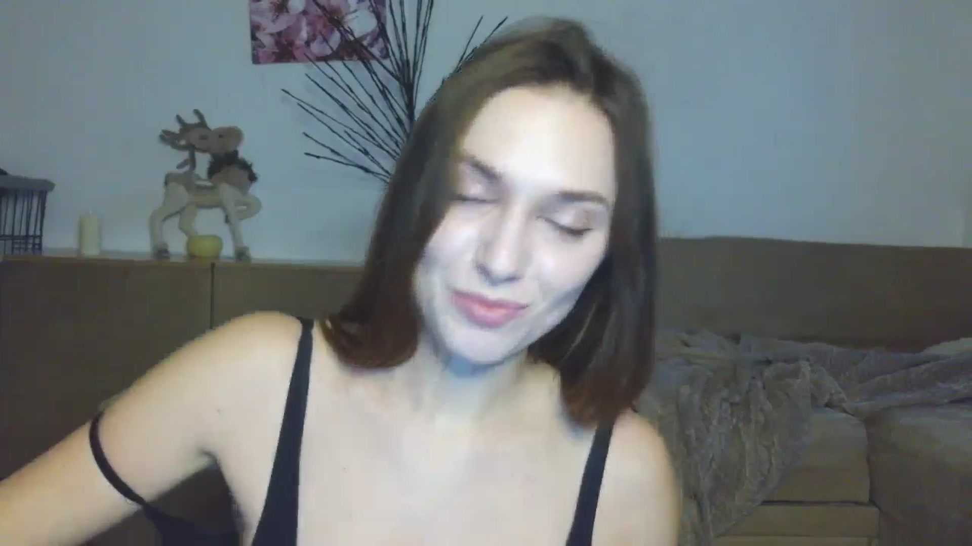 Gallery image thumbnail from HaleyReed's myfreecams stream on, 01/09/2026, 13:46 image 19 of 20