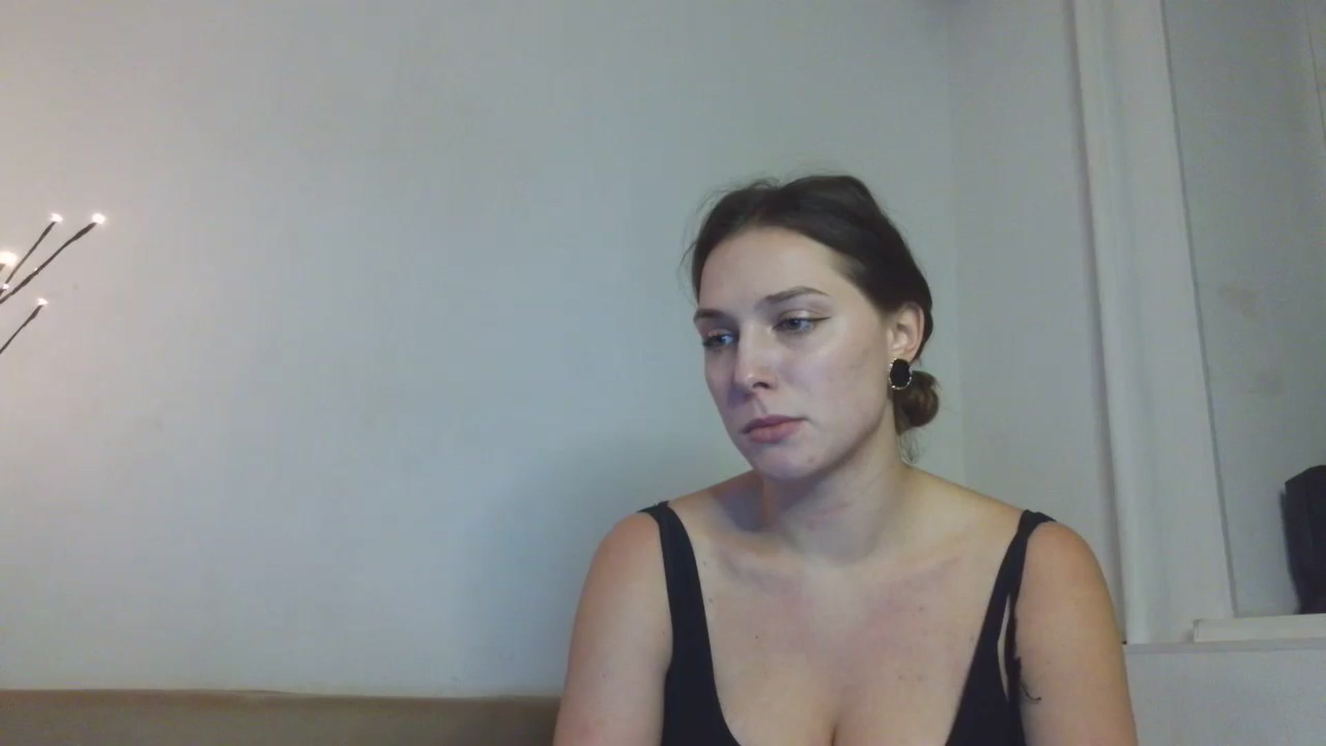 Gallery image thumbnail from HaleyReed's myfreecams stream on, 01/09/2026, 16:54 image 2 of 20