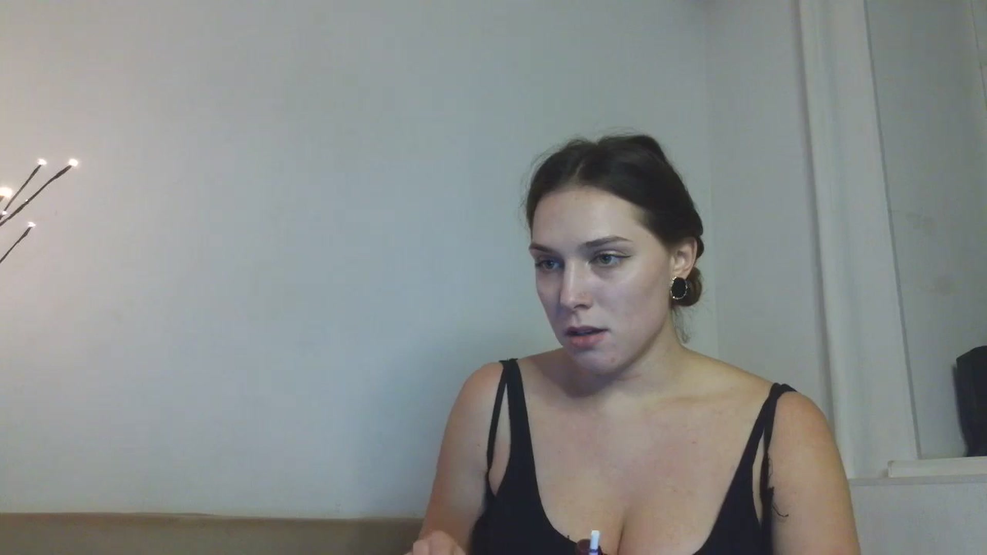 Gallery image thumbnail from HaleyReed's myfreecams stream on, 01/09/2026, 16:54 image 6 of 20