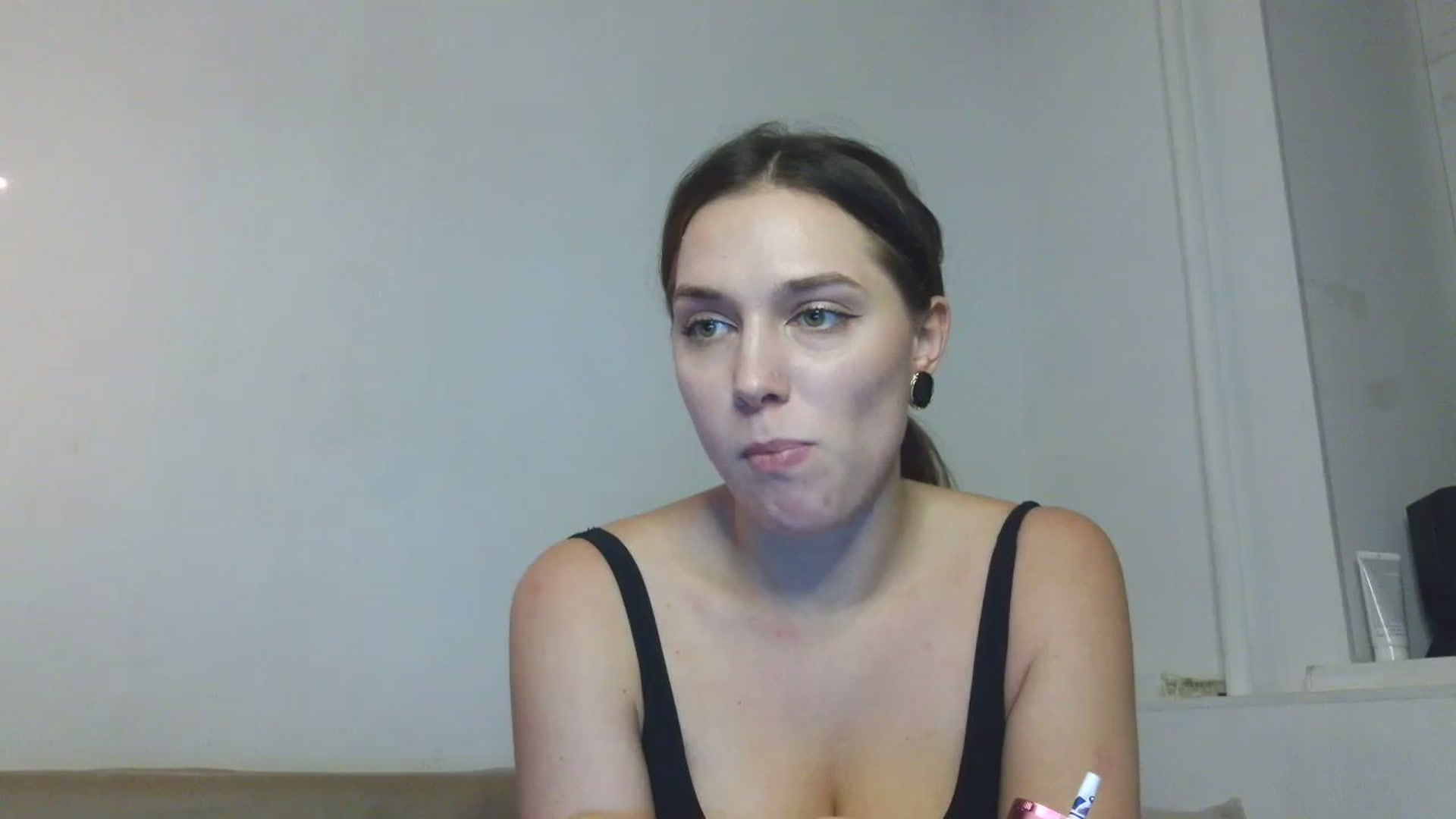 Gallery image thumbnail from HaleyReed's myfreecams stream on, 01/09/2026, 18:11 image 2 of 20