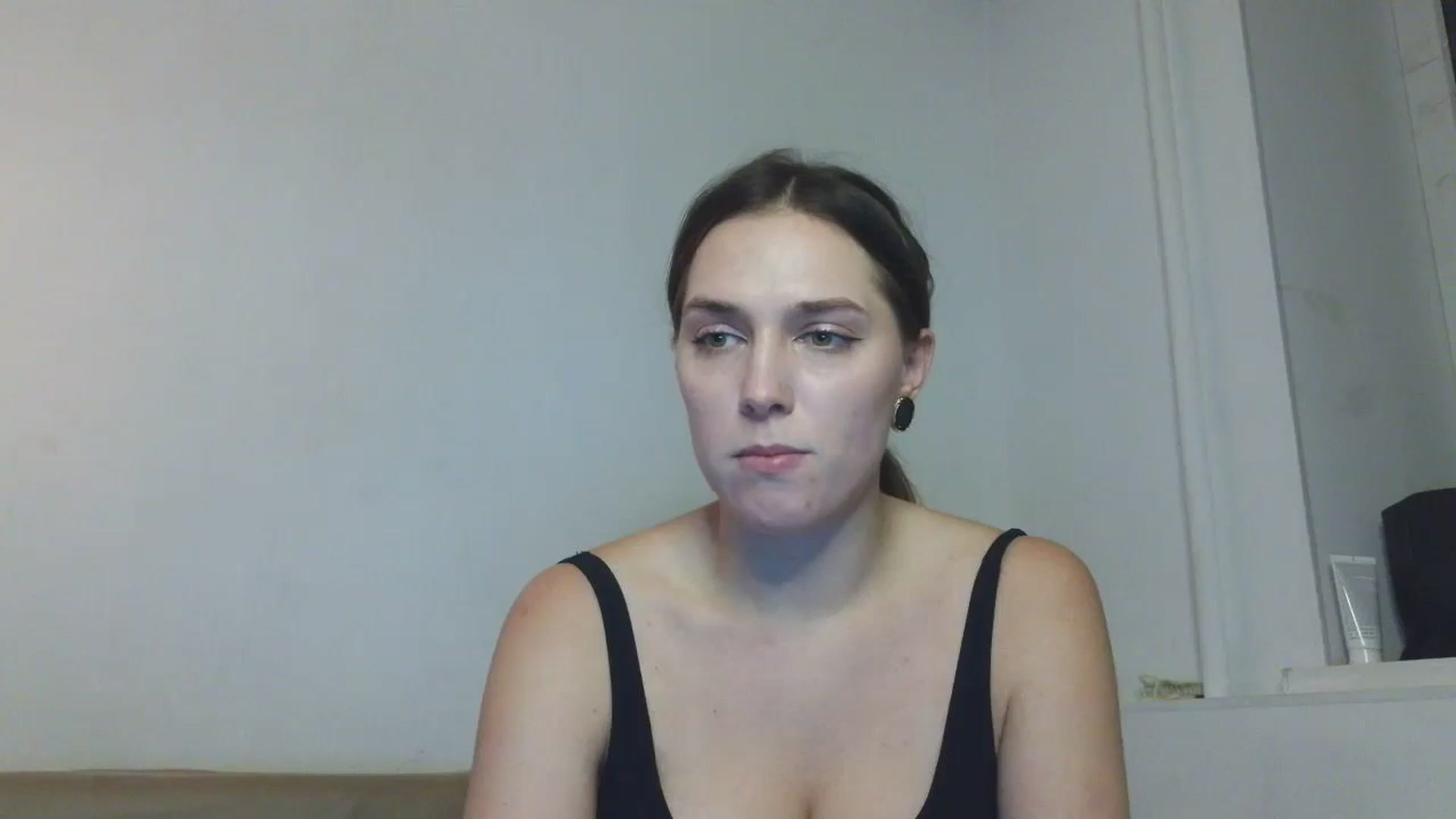 Gallery image thumbnail from HaleyReed's myfreecams stream on, 01/09/2026, 18:11 image 4 of 20
