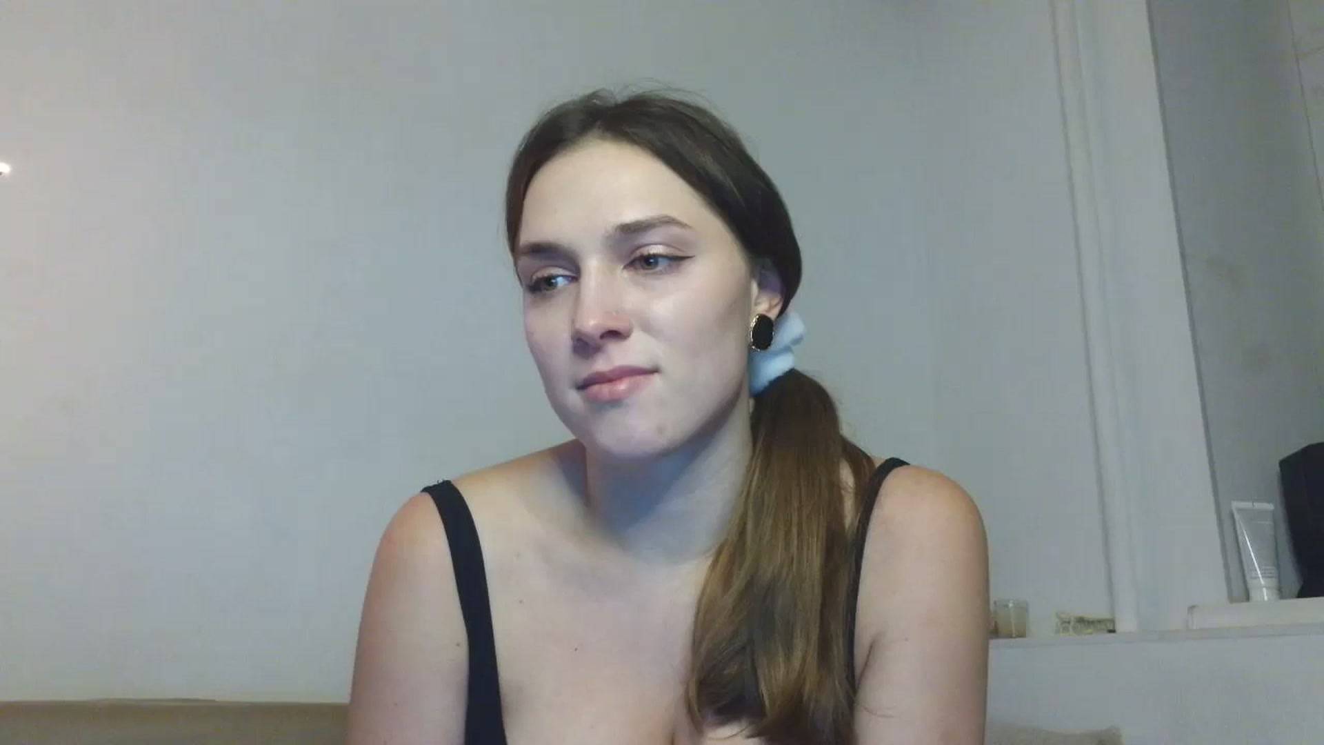 Gallery image thumbnail from HaleyReed's myfreecams stream on, 01/09/2026, 18:11 image 18 of 20