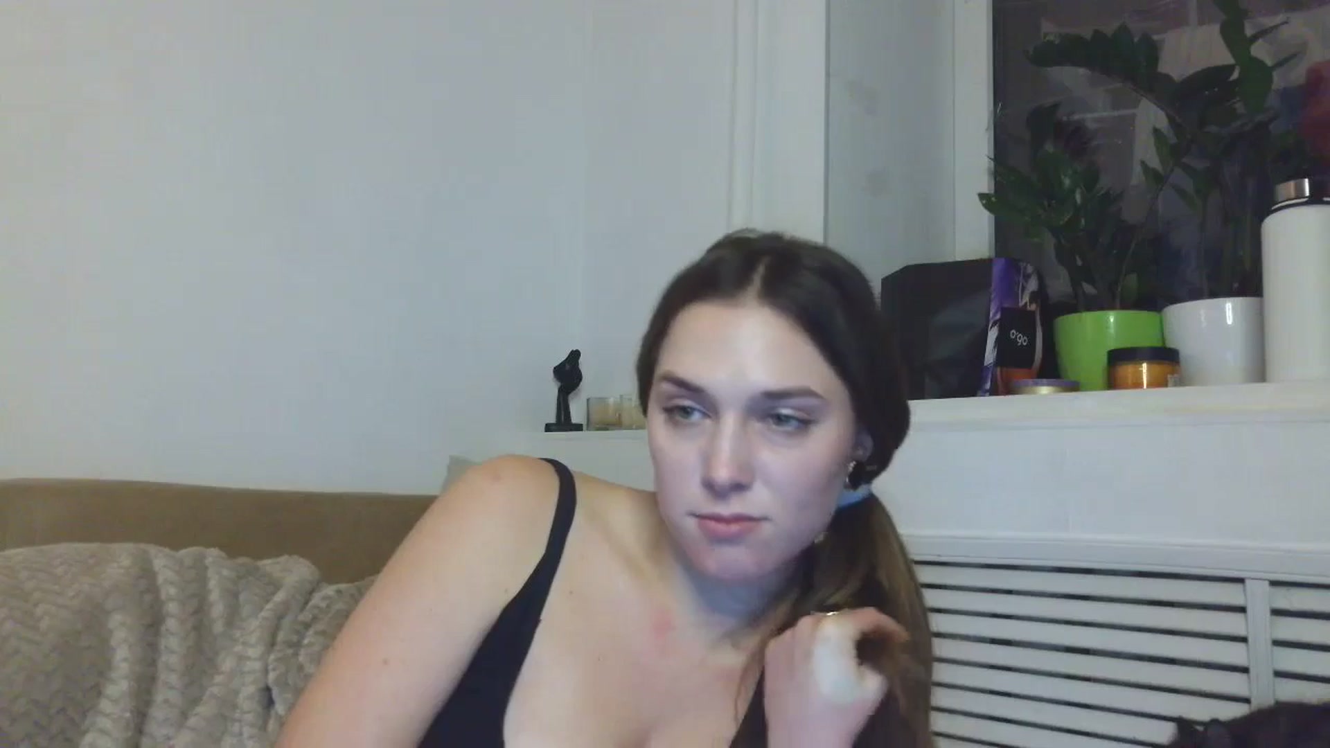 Gallery image thumbnail from HaleyReed's myfreecams stream on, 01/09/2026, 18:51 image 17 of 20