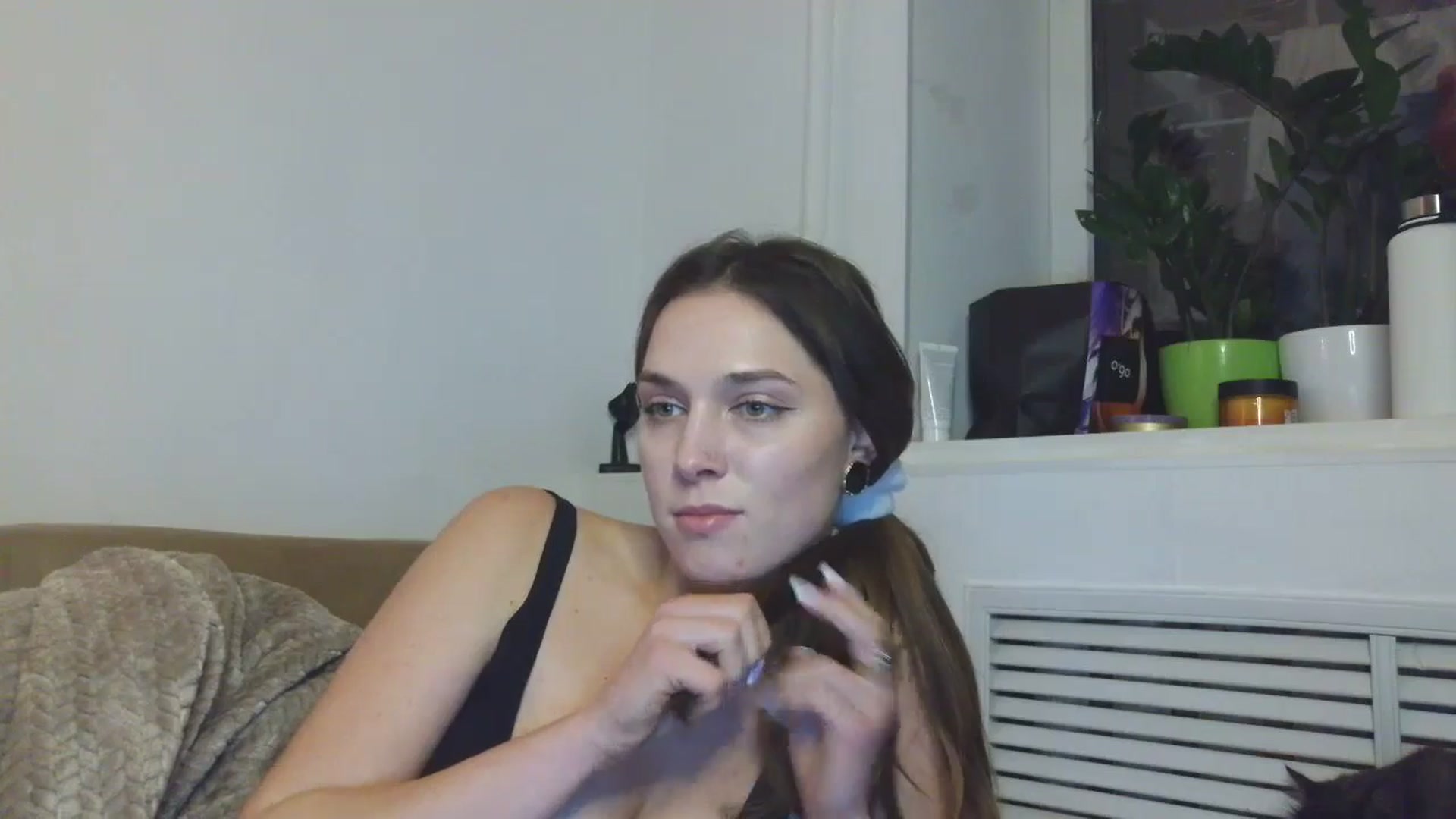 Gallery image thumbnail from HaleyReed's myfreecams stream on, 01/09/2026, 18:51 image 5 of 20