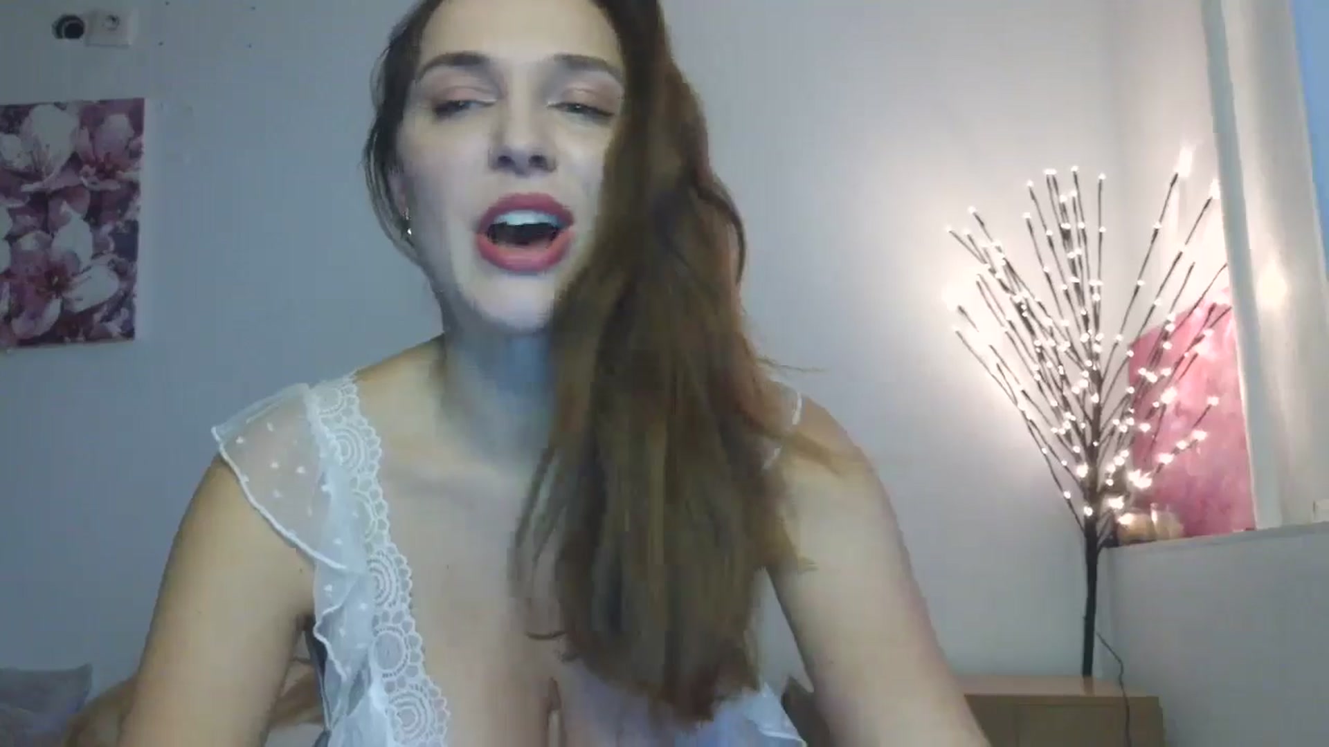 Gallery image thumbnail from HaleyReed's myfreecams stream on, 01/11/2026, 13:52 image 18 of 20
