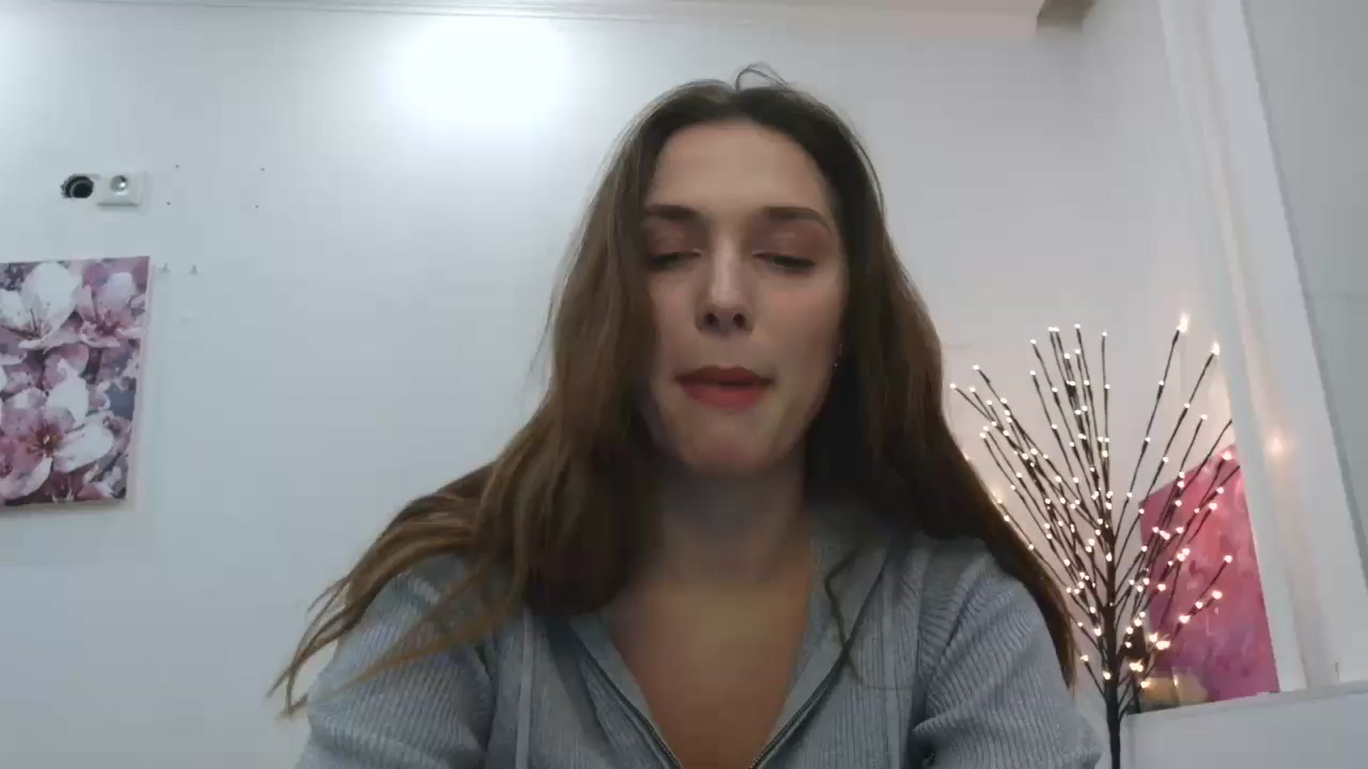 Gallery image thumbnail from HaleyReed's myfreecams stream on, 01/11/2026, 15:44 image 1 of 20