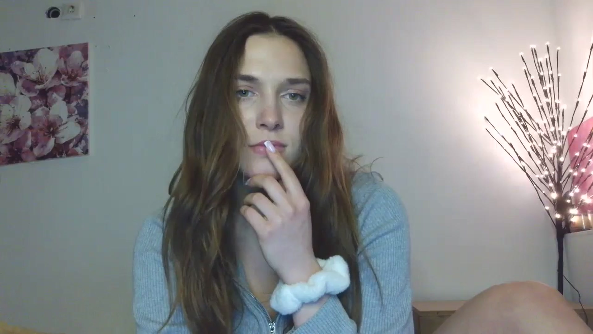 Gallery image thumbnail from HaleyReed's myfreecams stream on, 01/11/2026, 18:52 image 13 of 20