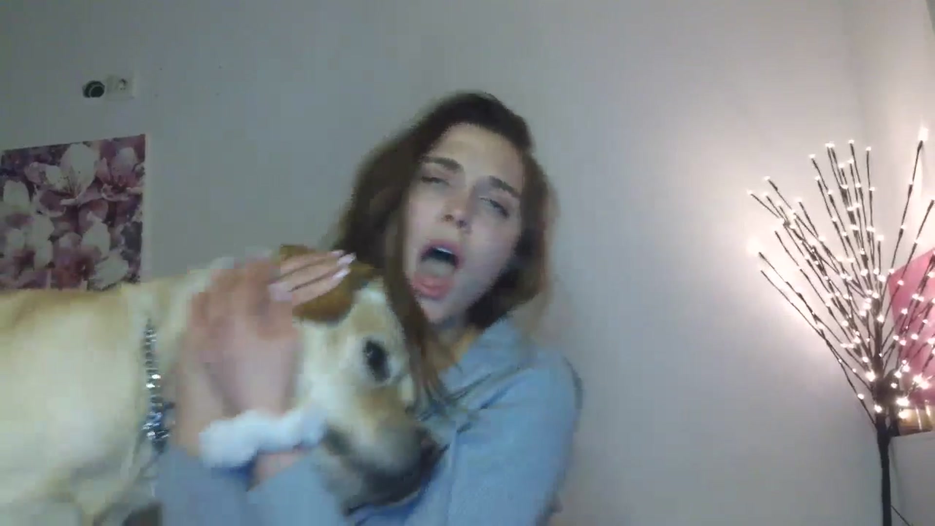 Gallery image thumbnail from HaleyReed's myfreecams stream on, 01/11/2026, 18:52 image 2 of 20