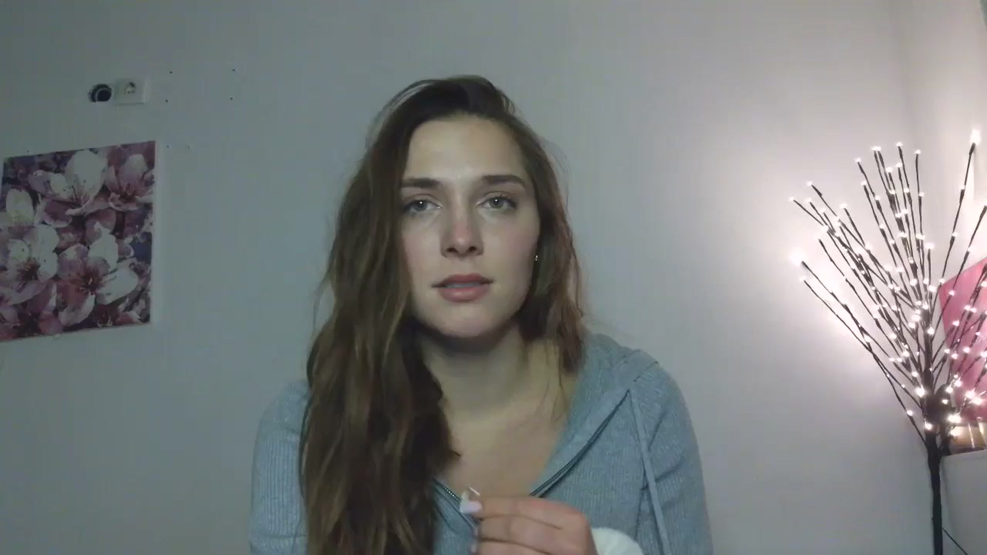Gallery image thumbnail from HaleyReed's myfreecams stream on, 01/11/2026, 18:52 image 4 of 20
