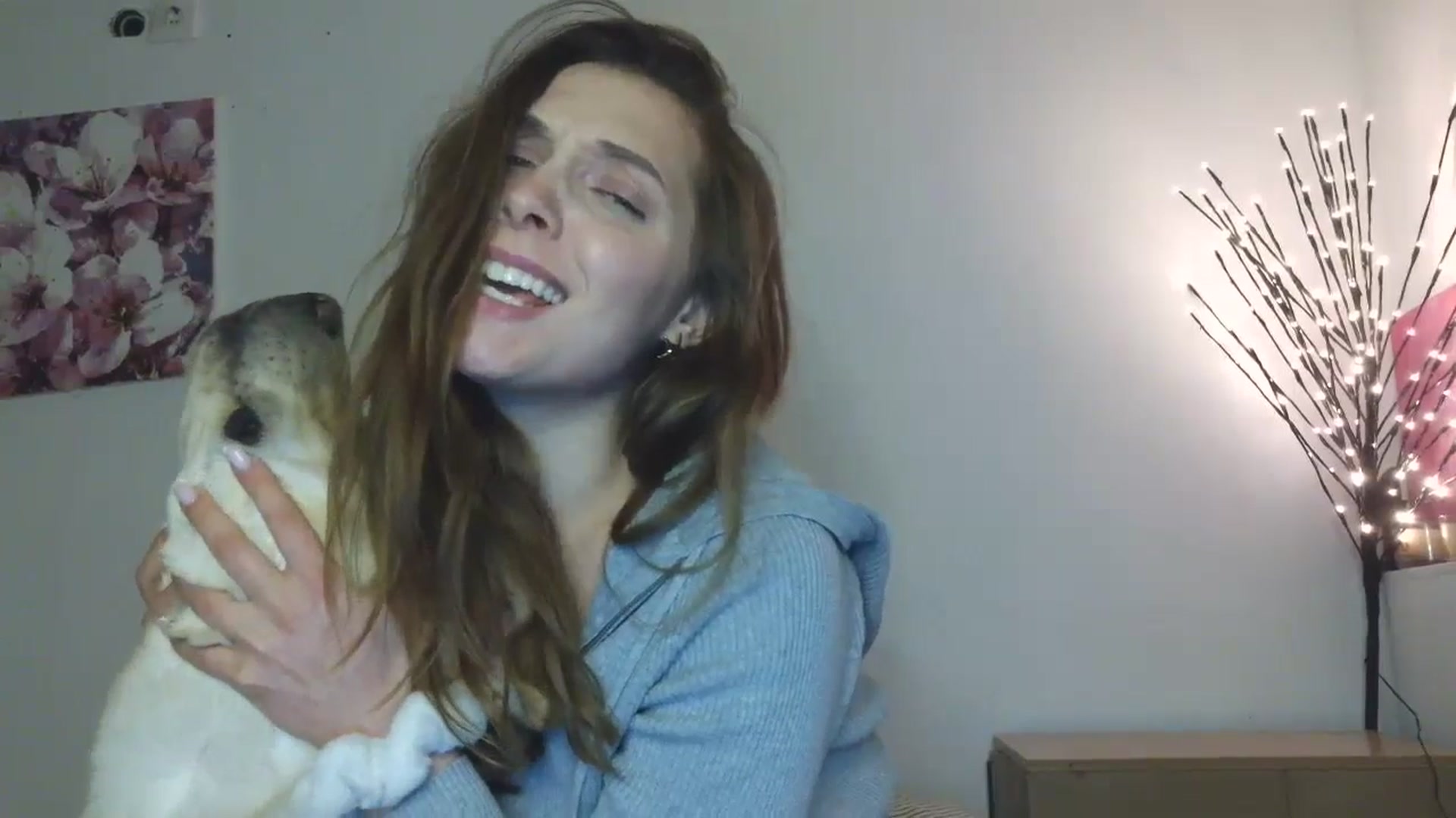 Gallery image thumbnail from HaleyReed's myfreecams stream on, 01/11/2026, 18:52 image 6 of 20
