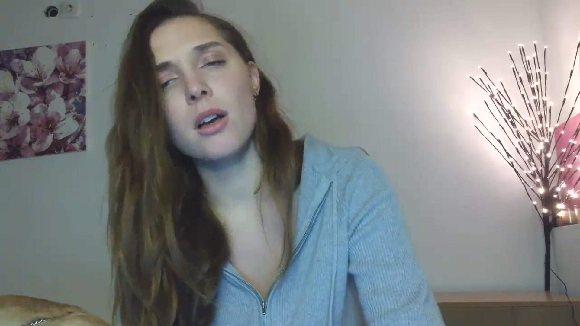 Gallery image thumbnail from HaleyReed's myfreecams stream on, 01/11/2026, 18:52 image 9 of 20