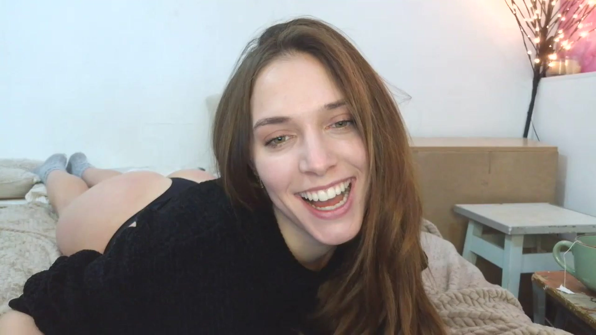 Gallery image thumbnail from HaleyReed's myfreecams stream on, 01/12/2026, 13:37 image 13 of 20