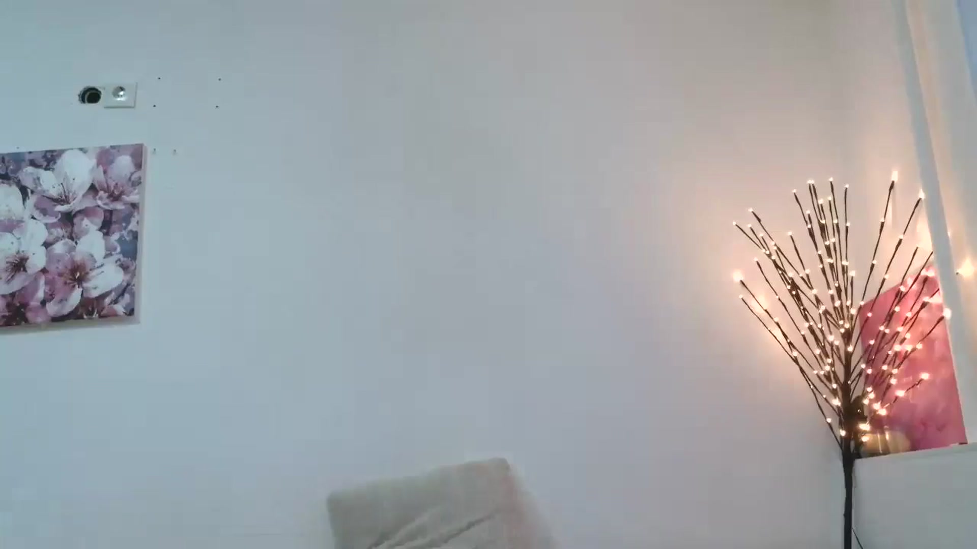 Gallery image thumbnail from HaleyReed's myfreecams stream on, 01/12/2026, 13:37 image 10 of 20