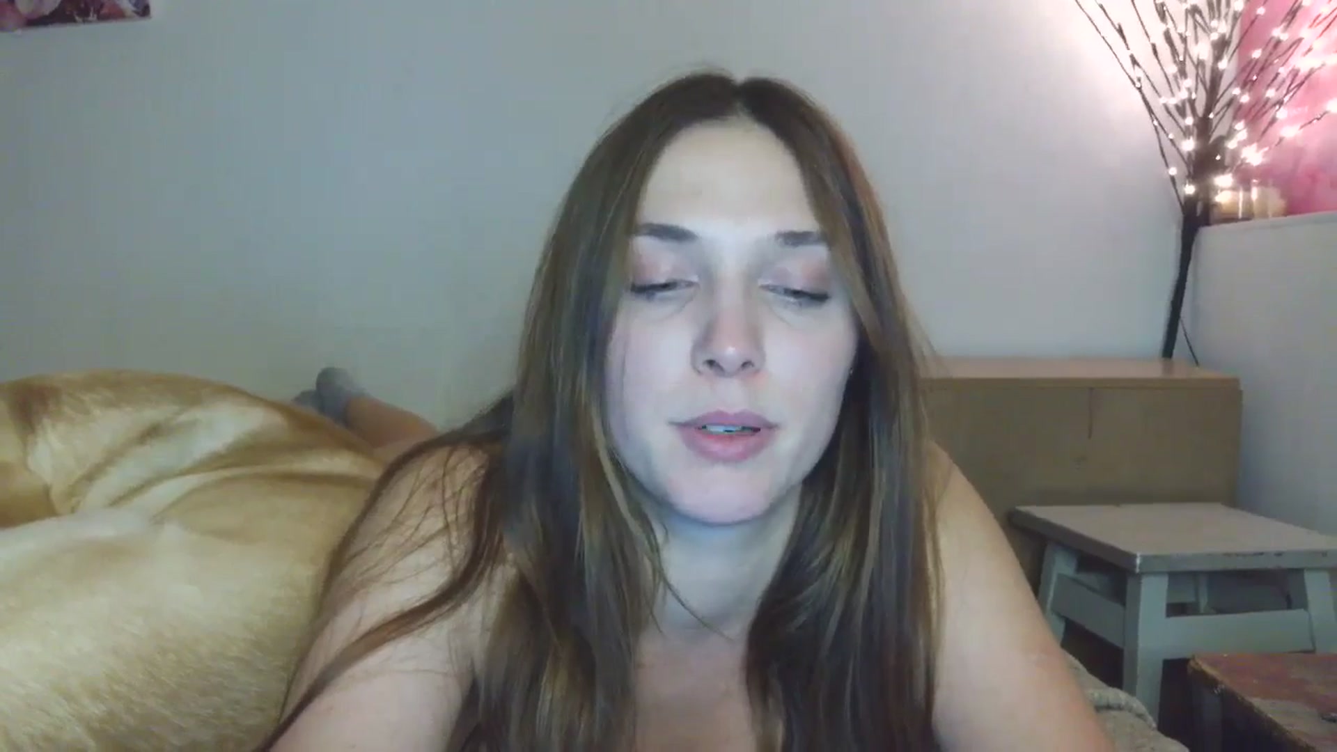 Gallery image thumbnail from HaleyReed's myfreecams stream on, 01/12/2026, 15:04 image 9 of 20