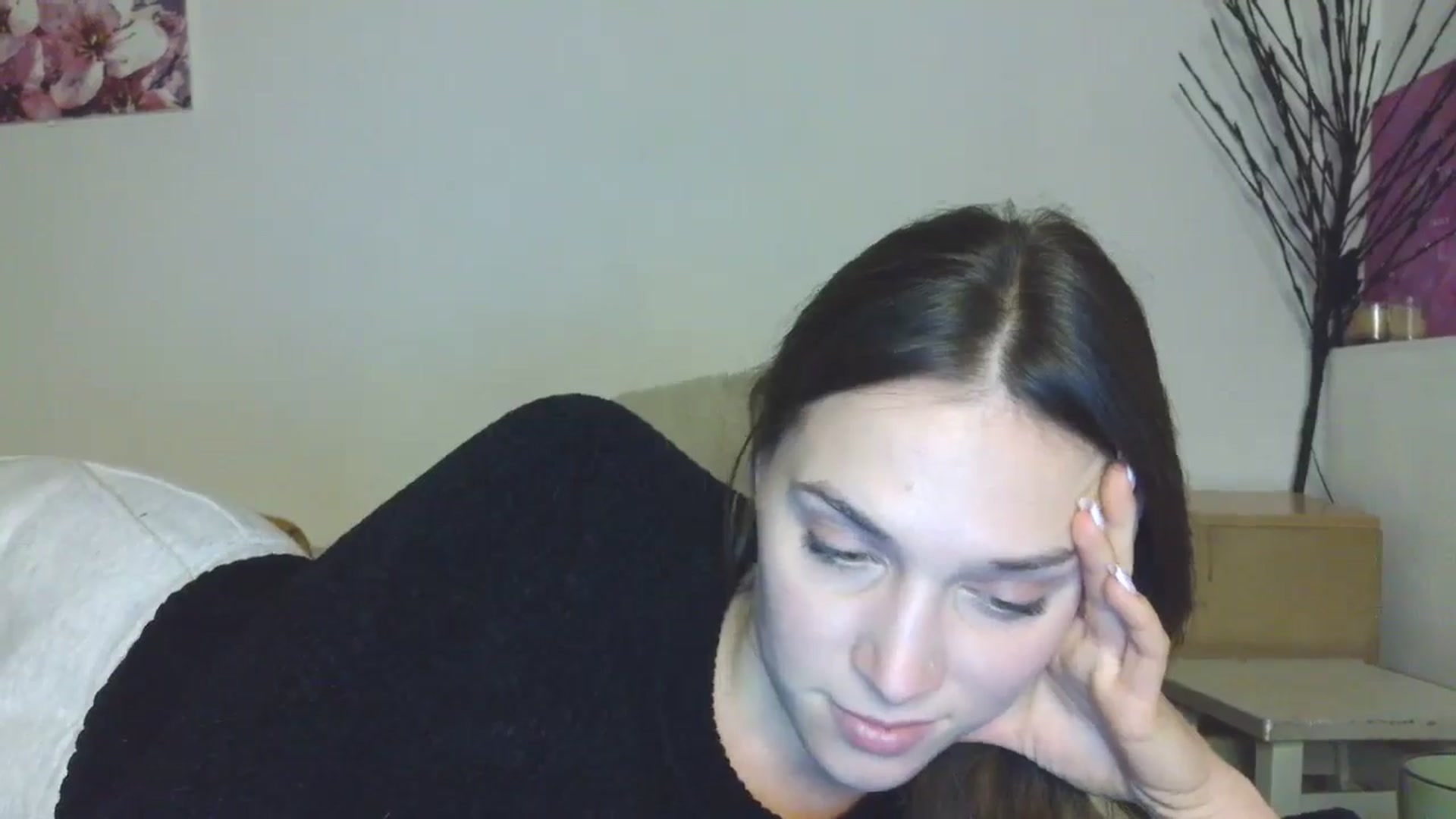 Gallery image thumbnail from HaleyReed's myfreecams stream on, 01/12/2026, 16:50 image 6 of 20