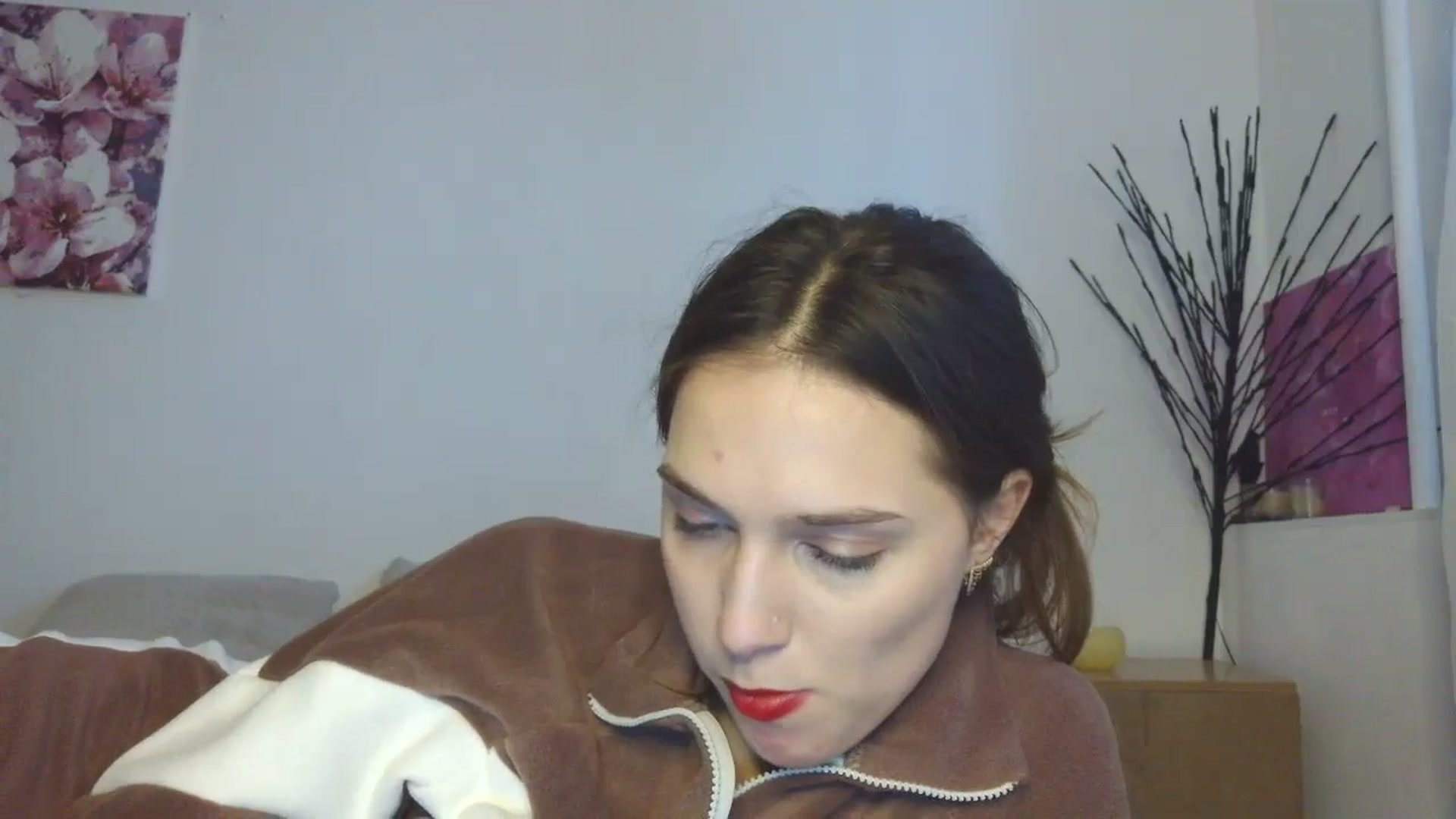 Gallery image thumbnail from HaleyReed's myfreecams stream on, 01/15/2026, 13:39 image 8 of 20