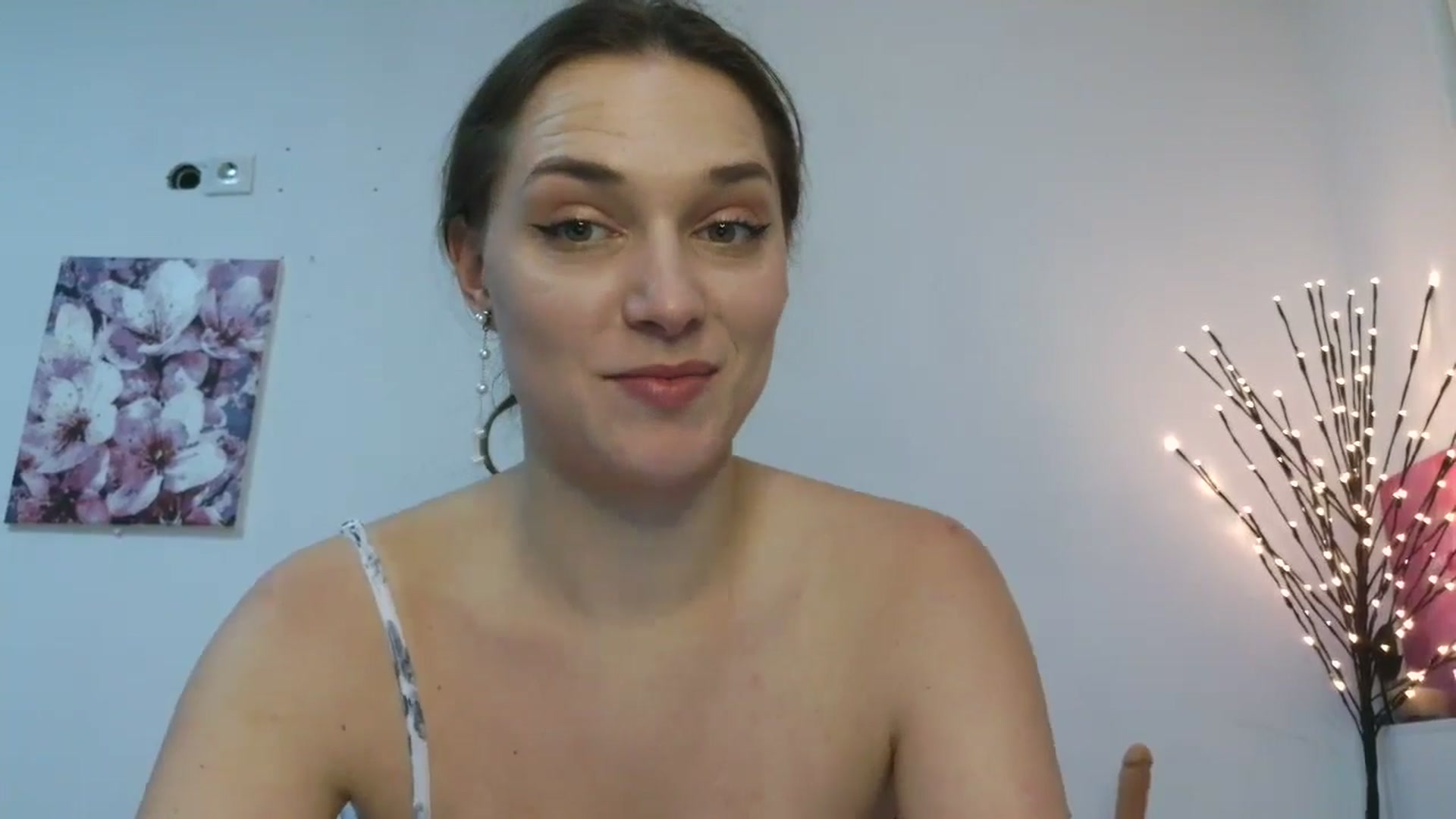 Gallery image thumbnail from HaleyReed's myfreecams stream on, 01/17/2026, 15:07 image 2 of 20