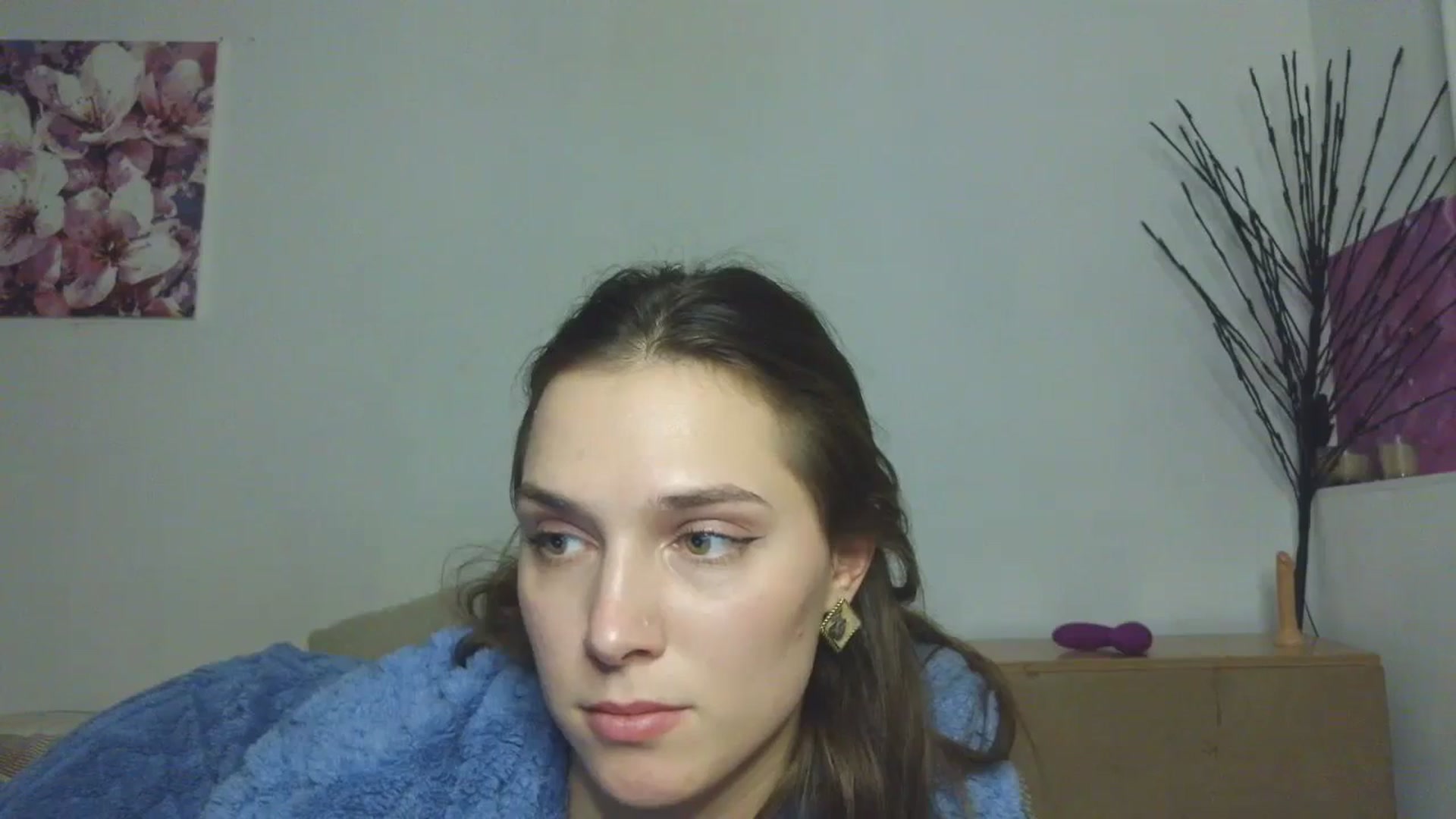 Gallery image thumbnail from HaleyReed's myfreecams stream on, 01/18/2026, 16:05 image 4 of 20