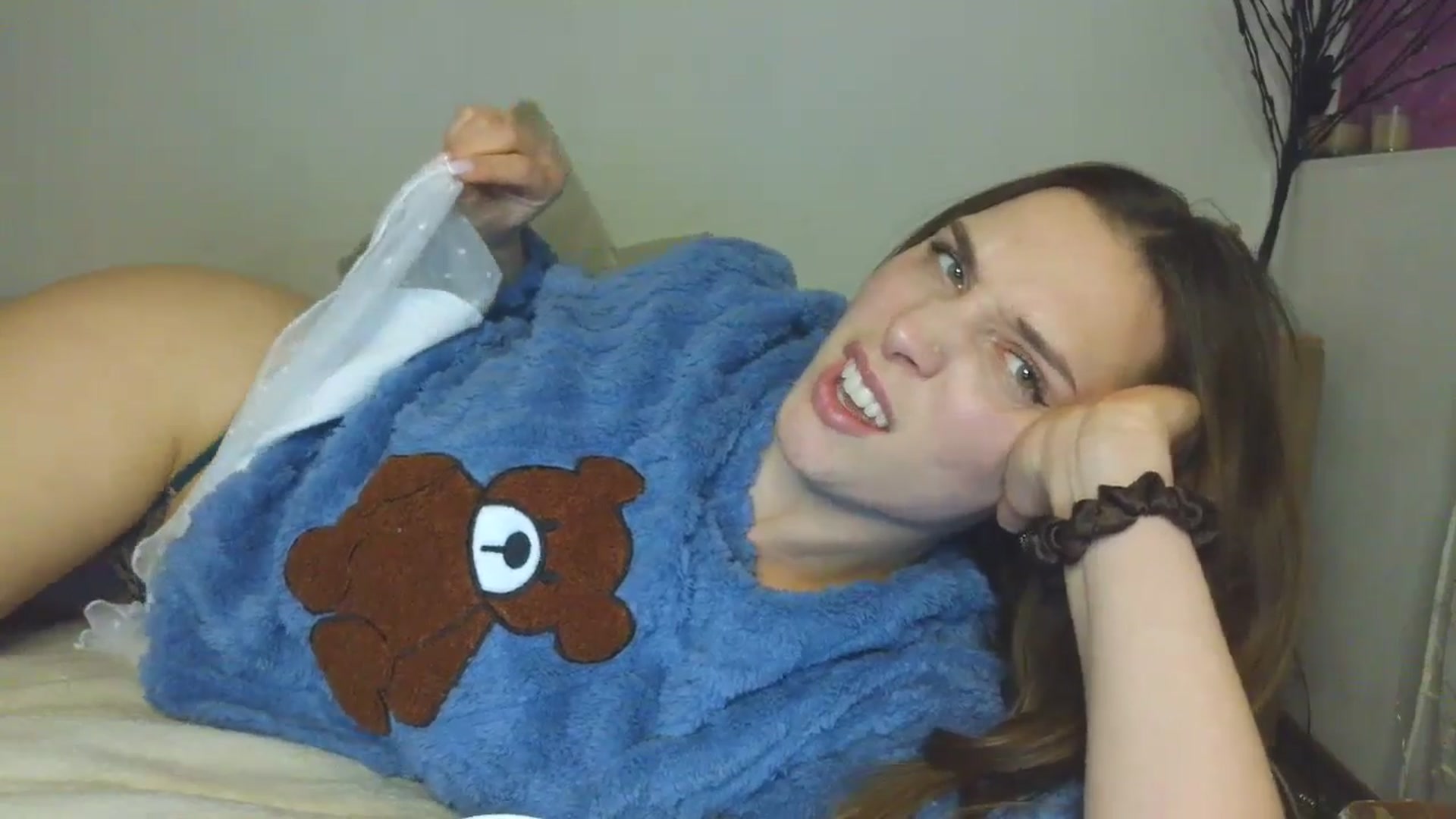 Gallery image thumbnail from HaleyReed's myfreecams stream on, 01/18/2026, 17:26 image 17 of 20