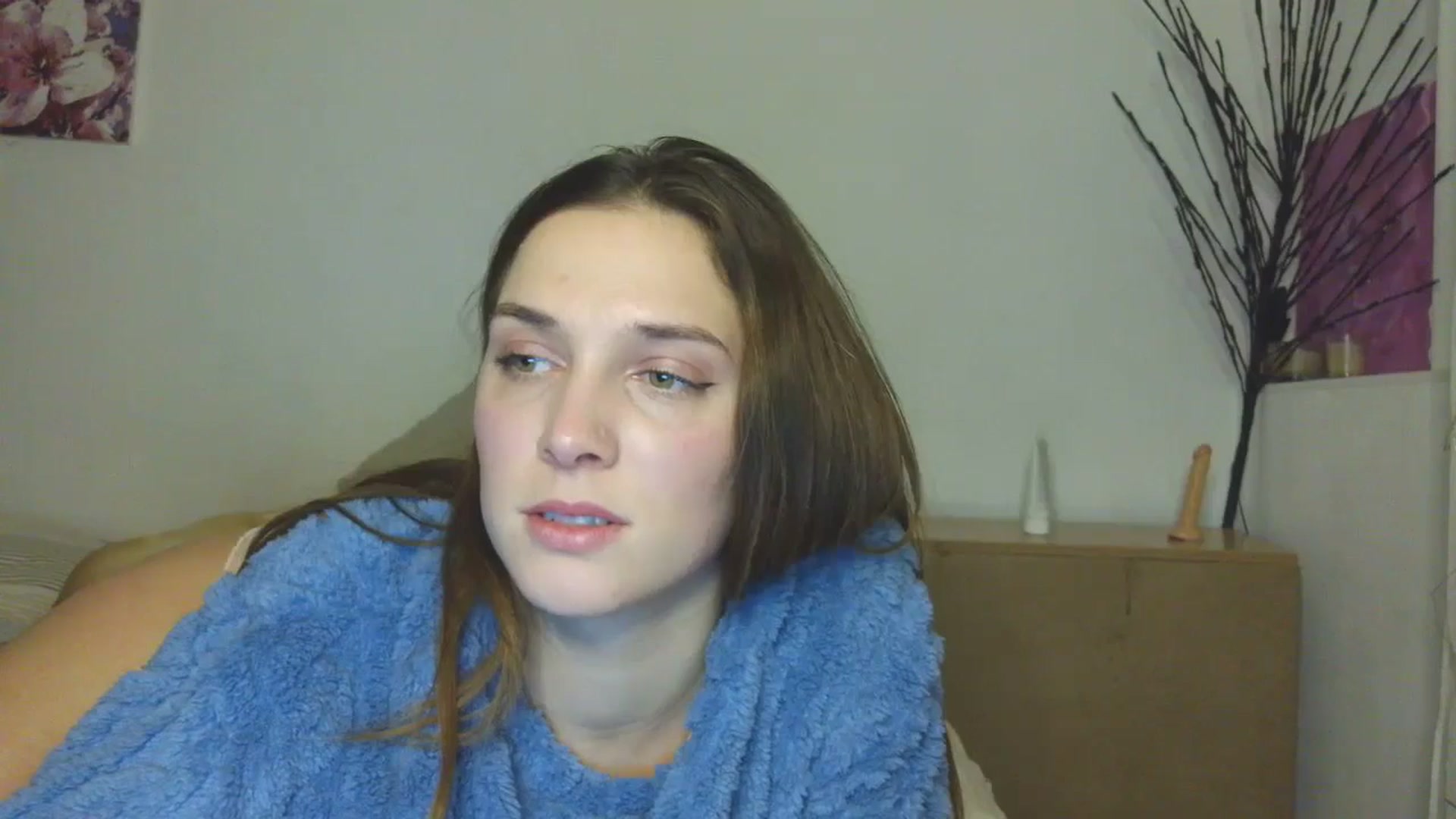 Gallery image thumbnail from HaleyReed's myfreecams stream on, 01/18/2026, 17:26 image 5 of 20