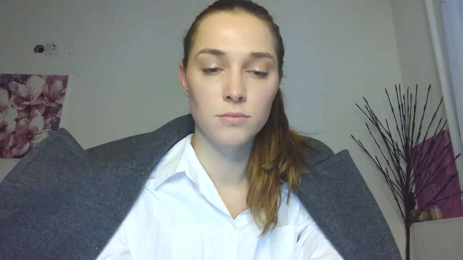 Gallery image thumbnail from HaleyReed's myfreecams stream on, 01/22/2026, 13:35 image 1 of 20