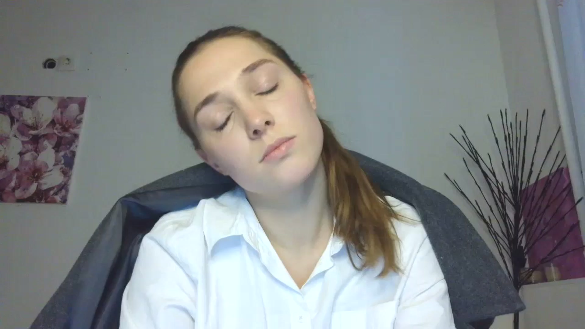 Gallery image thumbnail from HaleyReed's myfreecams stream on, 01/22/2026, 13:35 image 15 of 20