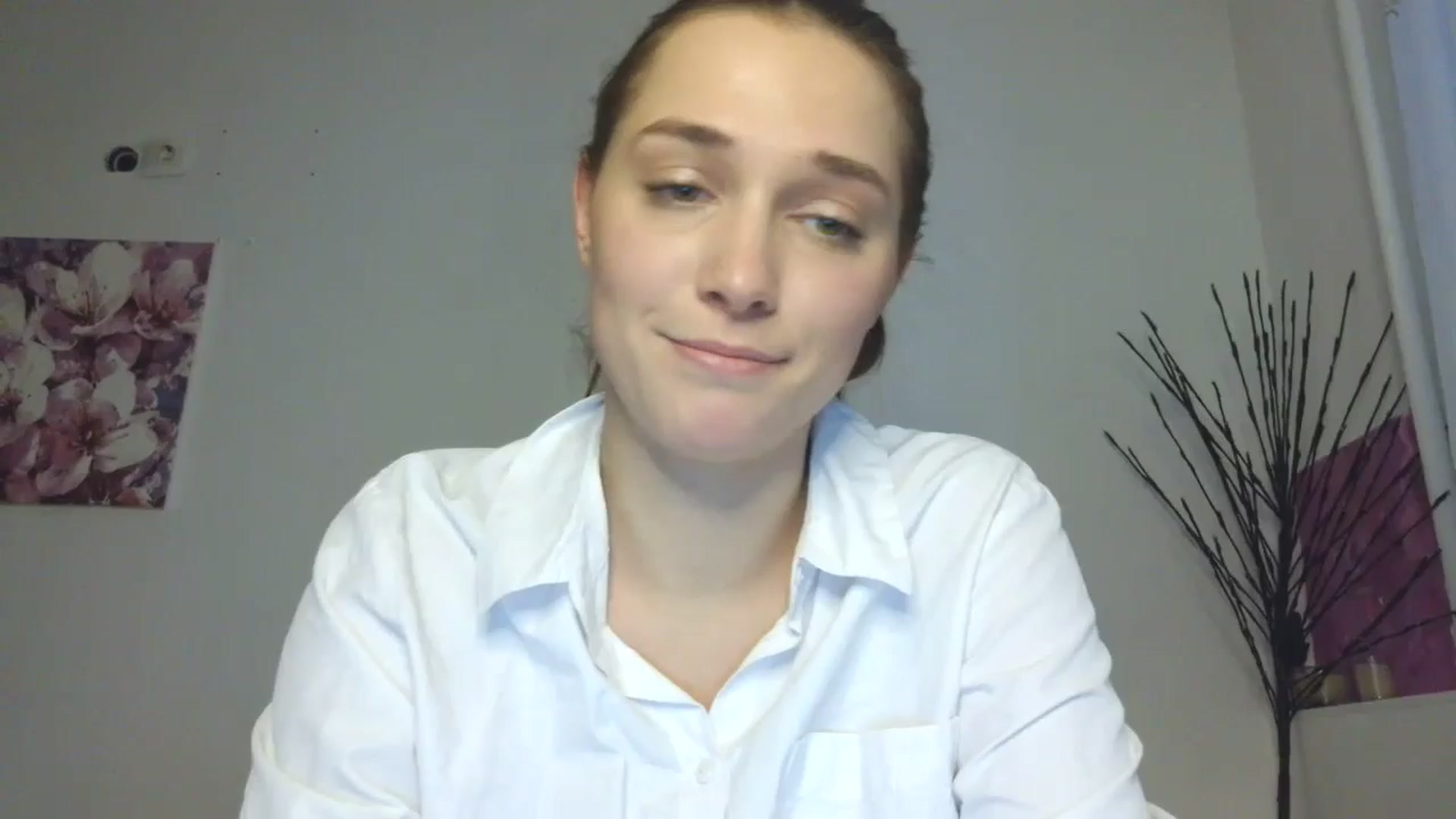Gallery image thumbnail from HaleyReed's myfreecams stream on, 01/22/2026, 13:35 image 12 of 20