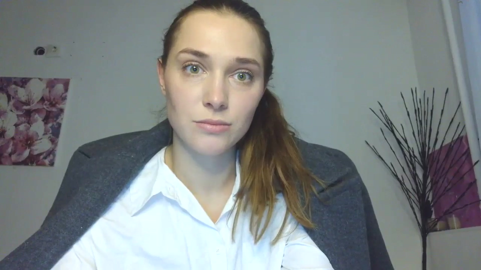 Gallery image thumbnail from HaleyReed's myfreecams stream on, 01/22/2026, 13:35 image 19 of 20