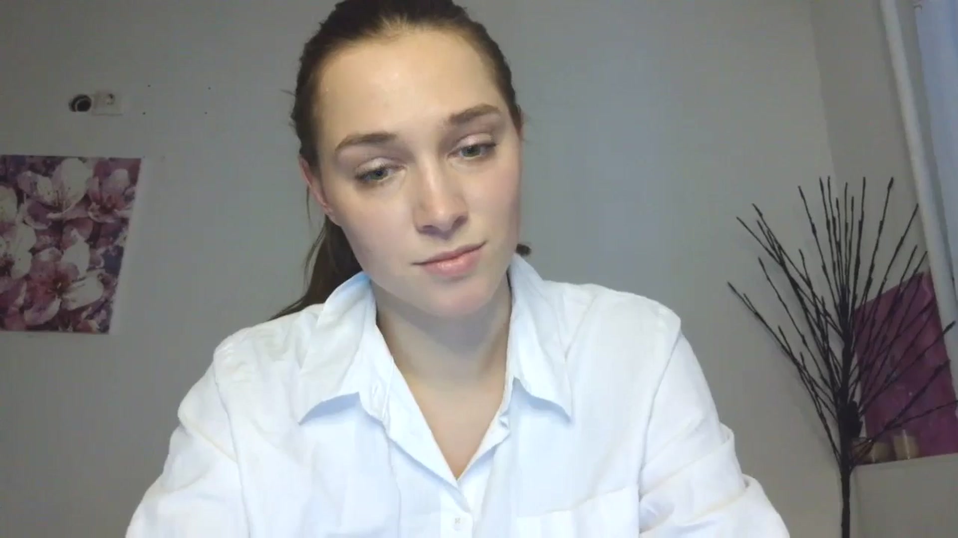 Gallery image thumbnail from HaleyReed's myfreecams stream on, 01/22/2026, 13:35 image 9 of 20