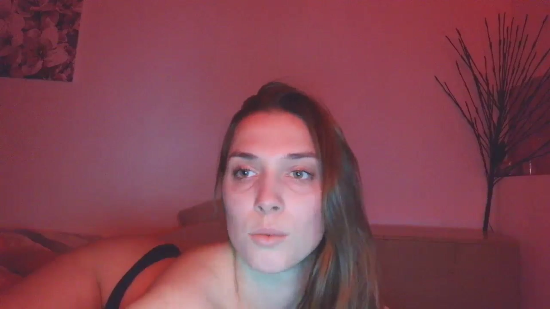 Gallery image thumbnail from HaleyReed's myfreecams stream on, 01/23/2026, 19:13 image 3 of 20