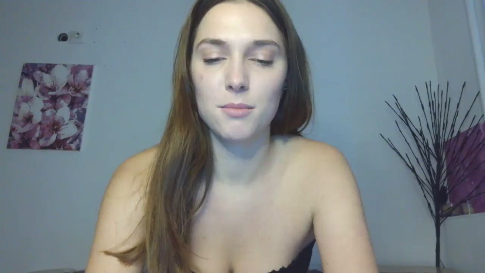 Gallery image thumbnail from HaleyReed's myfreecams stream on, 01/25/2026, 14:22 image 6 of 20