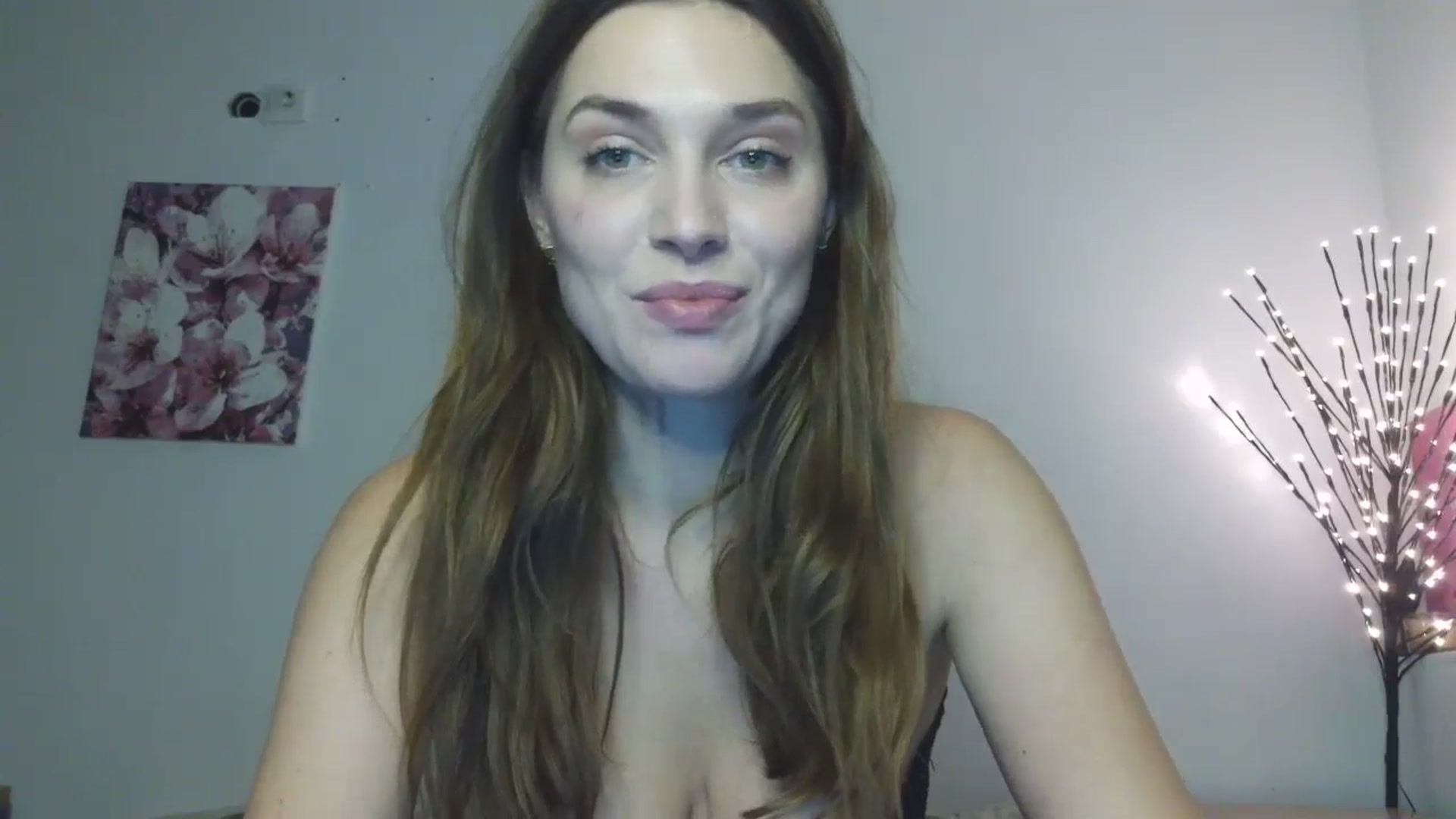 Gallery image thumbnail from HaleyReed's myfreecams stream on, 01/25/2026, 15:10 image 18 of 20
