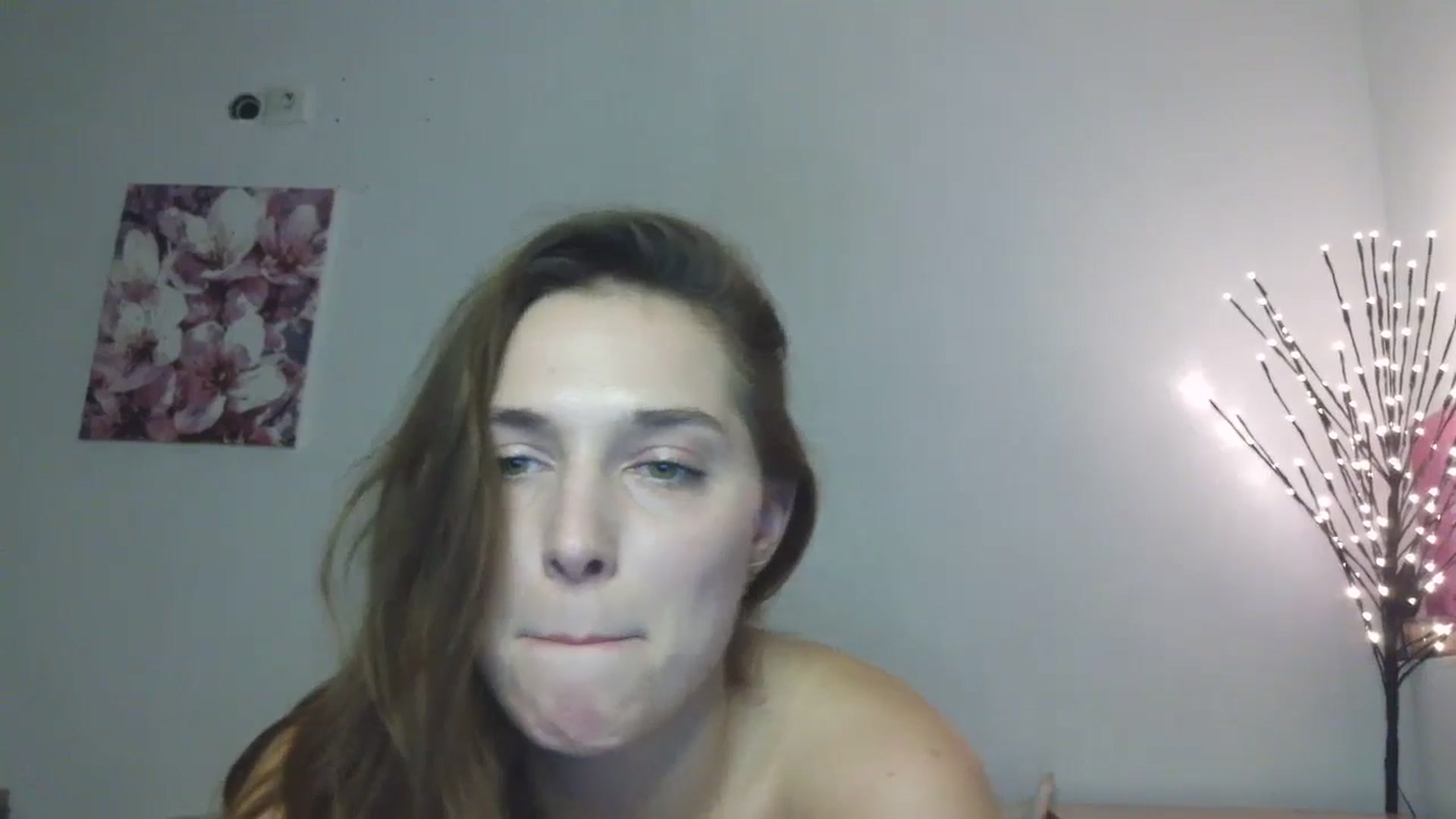 Gallery image thumbnail from HaleyReed's myfreecams stream on, 01/25/2026, 15:10 image 16 of 20