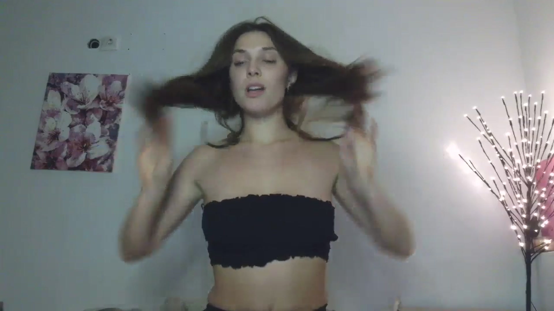 Gallery image thumbnail from HaleyReed's myfreecams stream on, 01/25/2026, 15:10 image 17 of 20