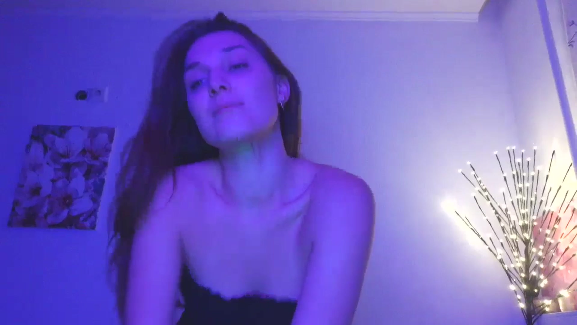 Gallery image thumbnail from HaleyReed's myfreecams stream on, 01/25/2026, 16:18 image 17 of 20