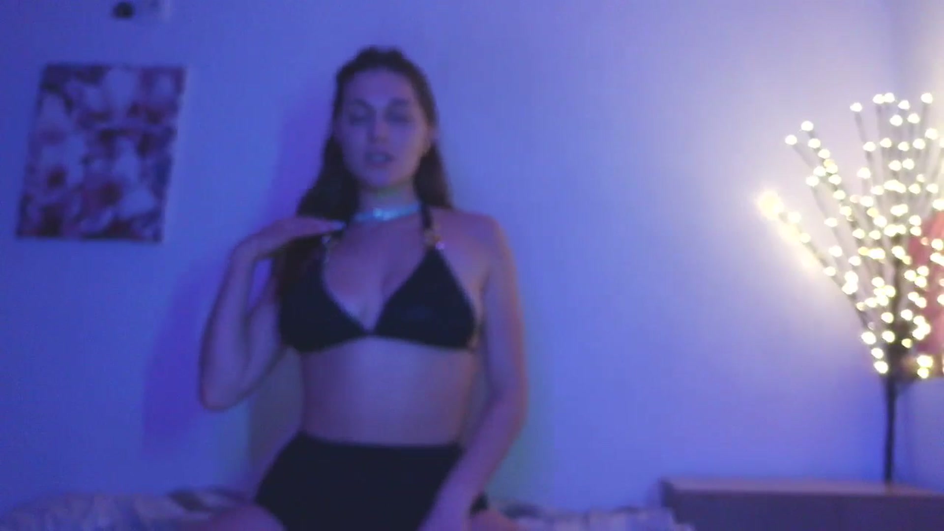 Gallery image thumbnail from HaleyReed's myfreecams stream on, 01/25/2026, 16:41 image 12 of 20