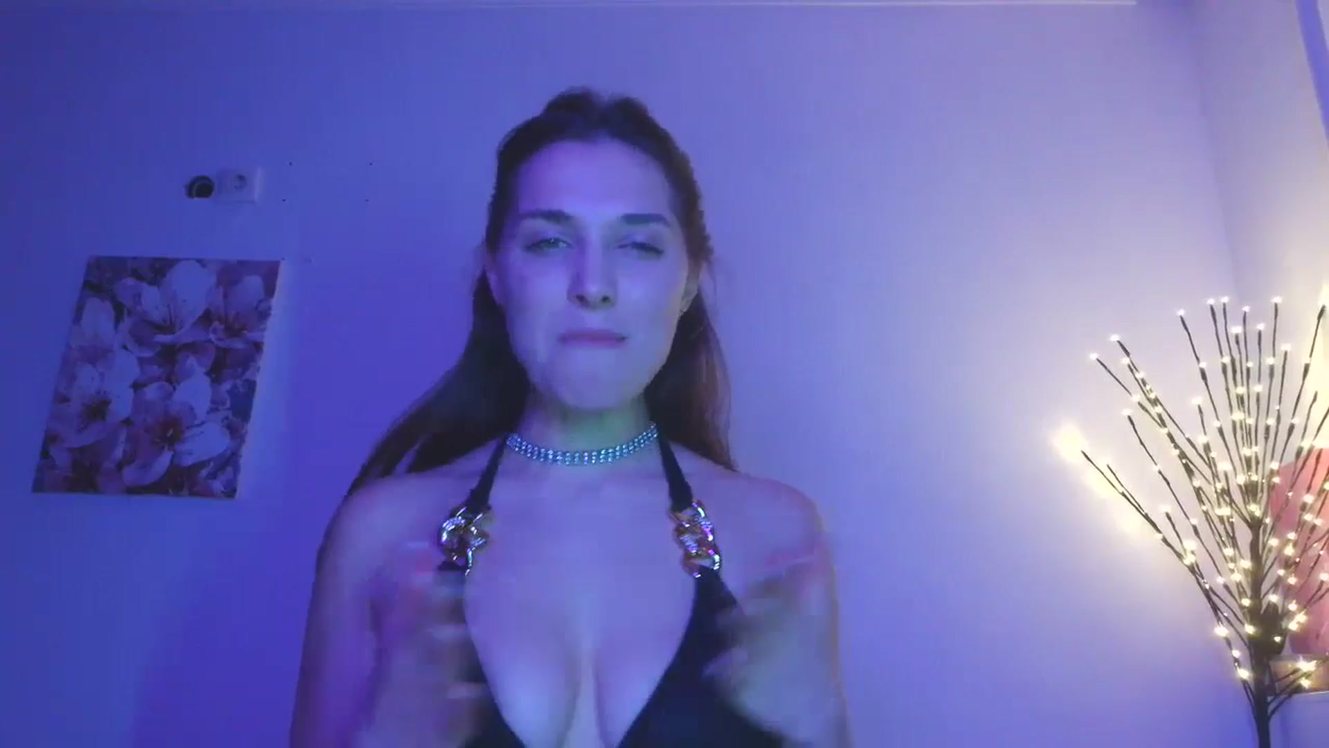Gallery image thumbnail from HaleyReed's myfreecams stream on, 01/25/2026, 16:41 image 11 of 20