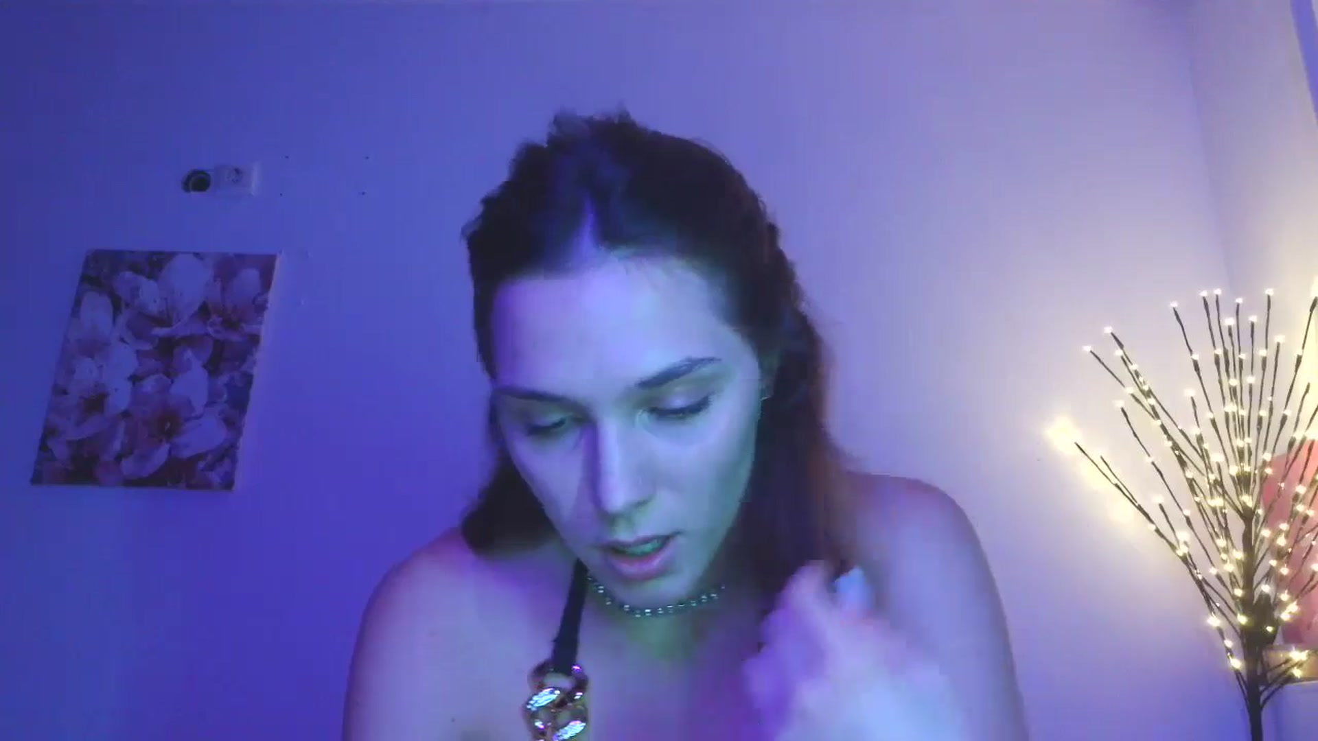 Gallery image thumbnail from HaleyReed's myfreecams stream on, 01/25/2026, 16:41 image 9 of 20
