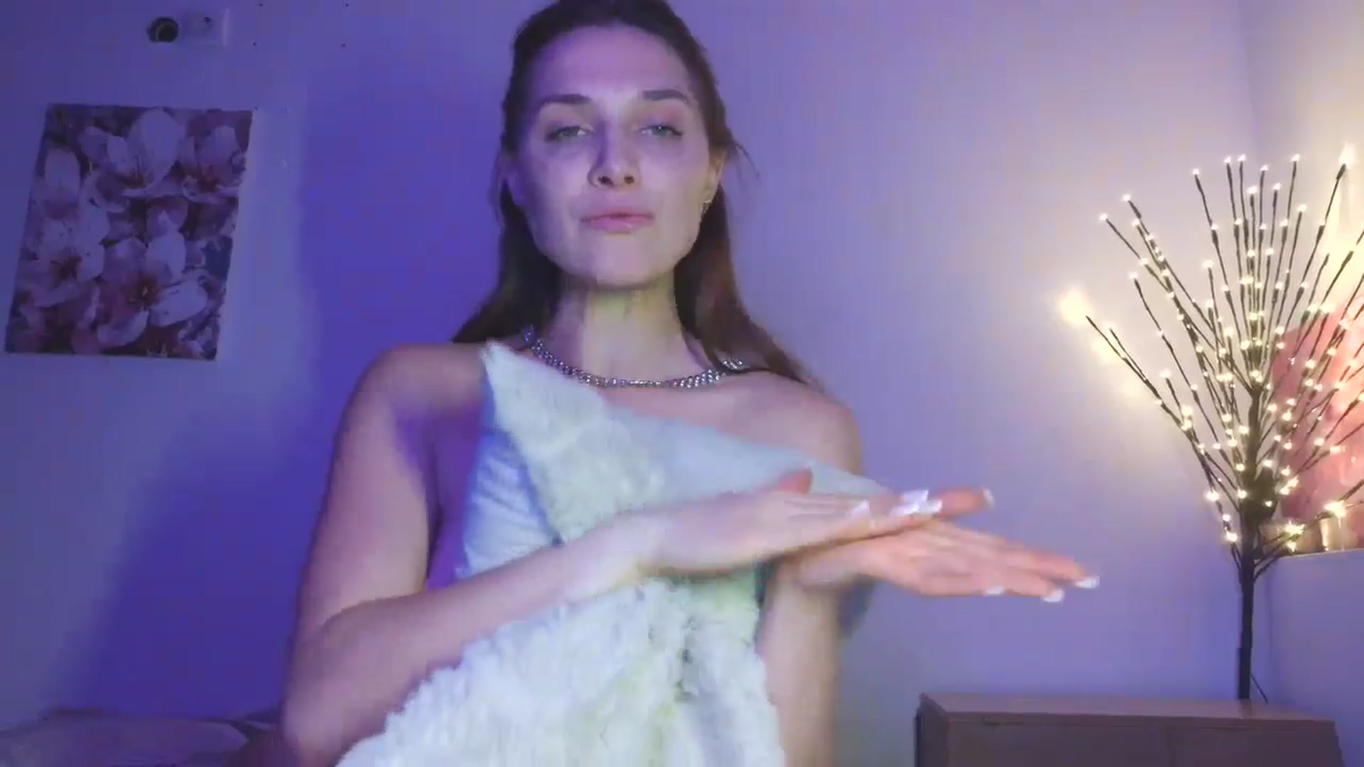 Gallery image thumbnail from HaleyReed's myfreecams stream on, 01/25/2026, 17:30 image 10 of 20