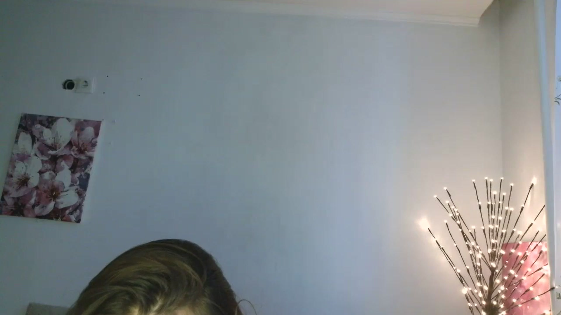 Gallery image thumbnail from HaleyReed's myfreecams stream on, 01/26/2026, 14:21 image 4 of 20