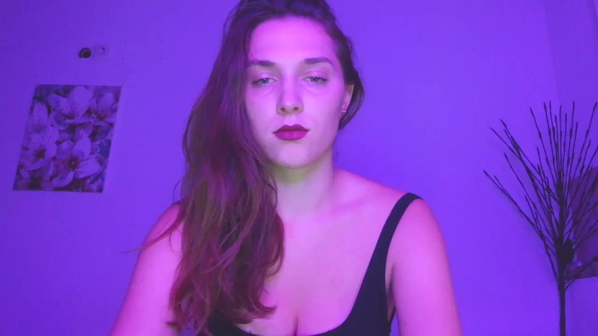 Gallery image thumbnail from HaleyReed's myfreecams stream on, 01/26/2026, 17:51 image 18 of 20