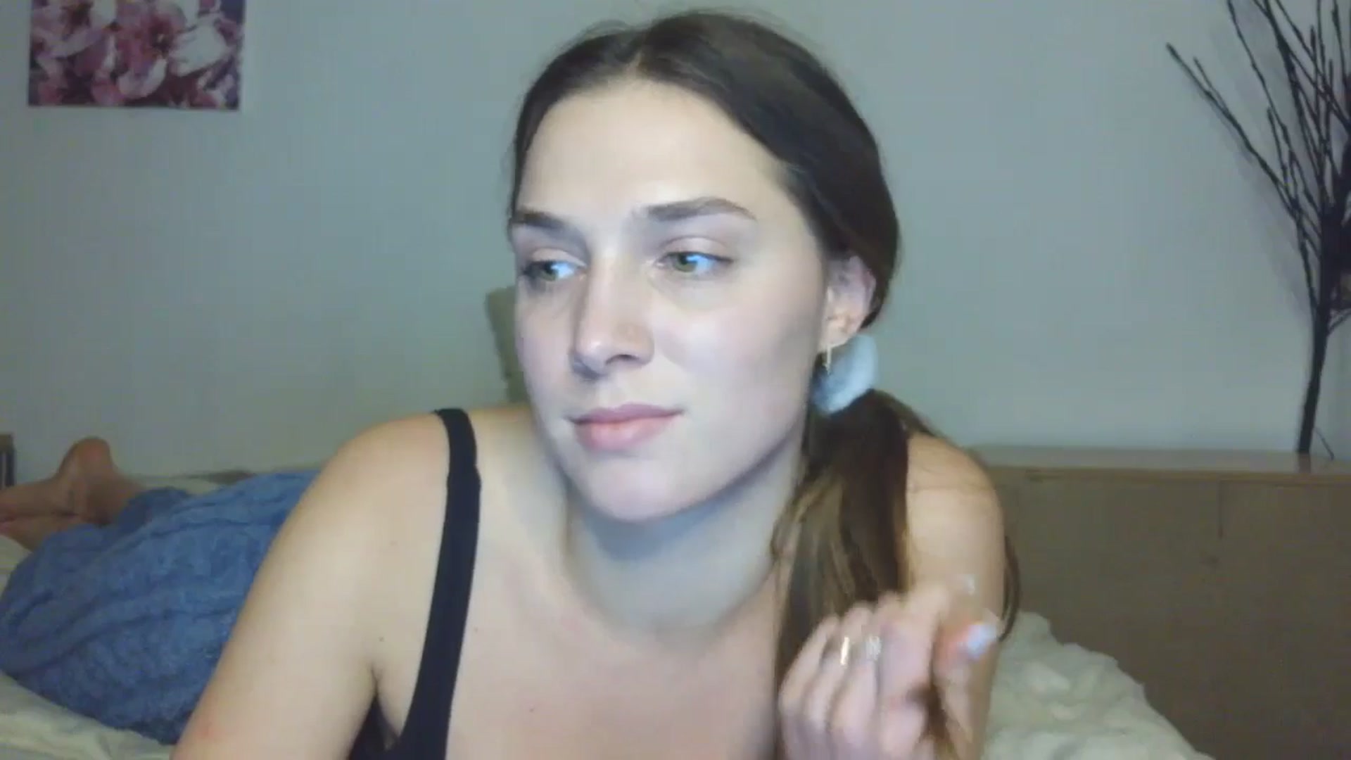Gallery image thumbnail from HaleyReed's myfreecams stream on, 01/26/2026, 17:51 image 7 of 20