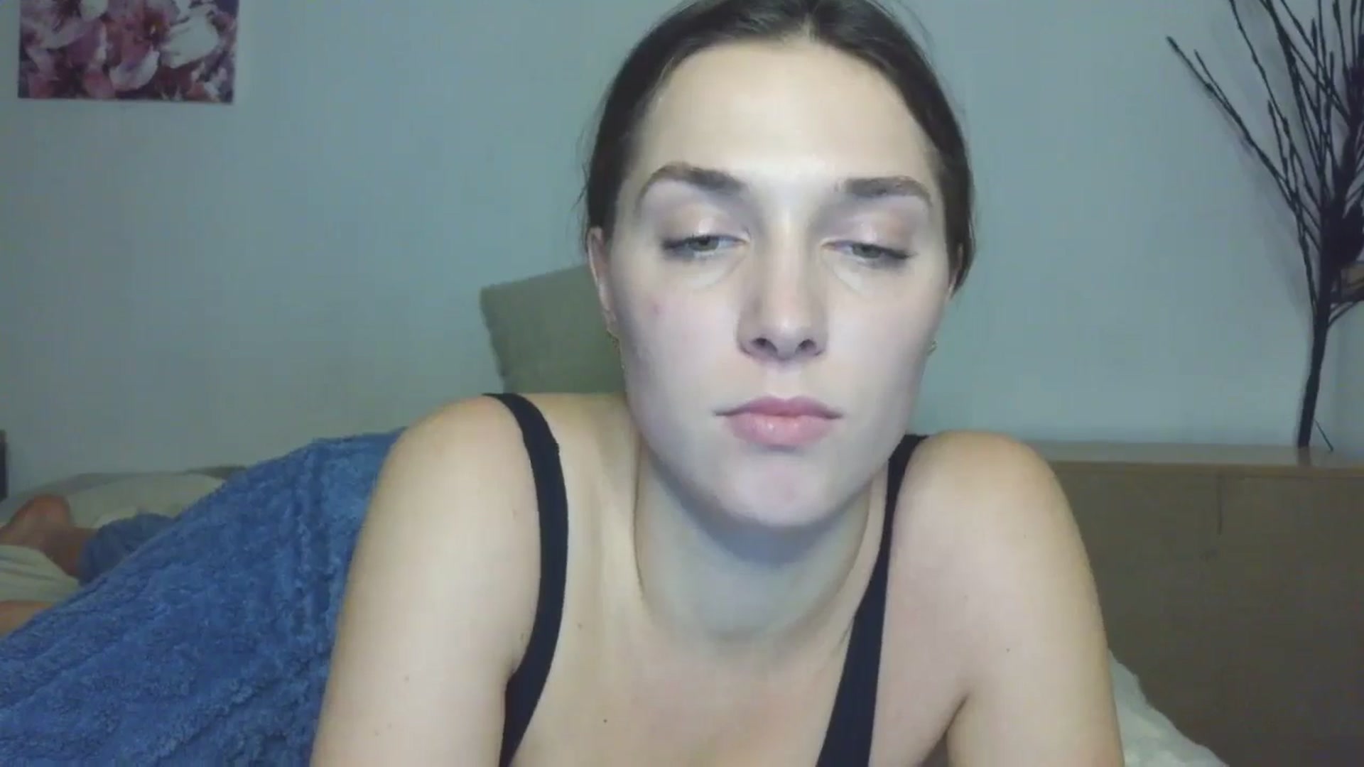 Gallery image thumbnail from HaleyReed's myfreecams stream on, 01/26/2026, 17:51 image 3 of 20