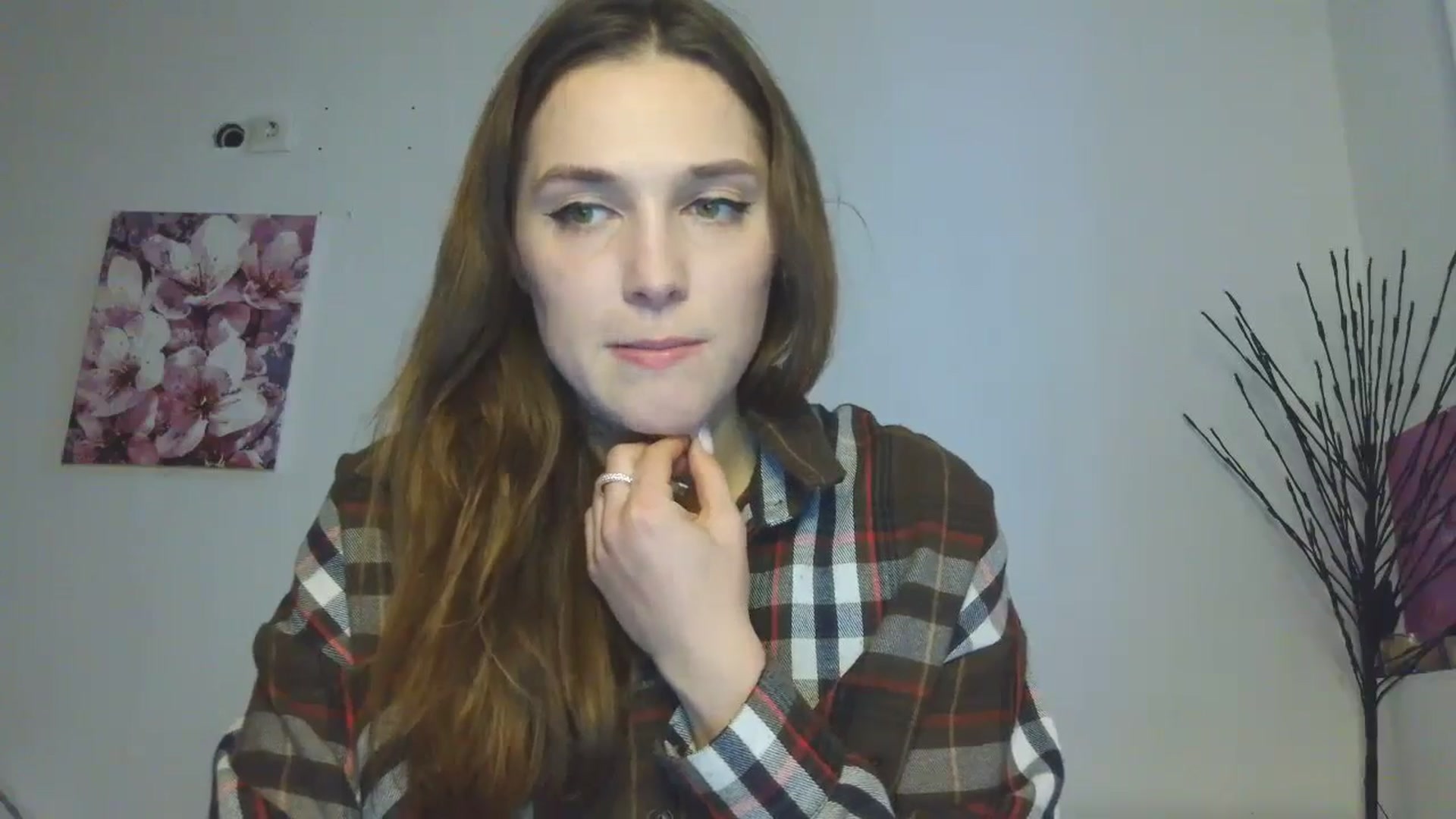 Gallery image thumbnail from HaleyReed's myfreecams stream on, 01/29/2026, 12:33 image 16 of 20