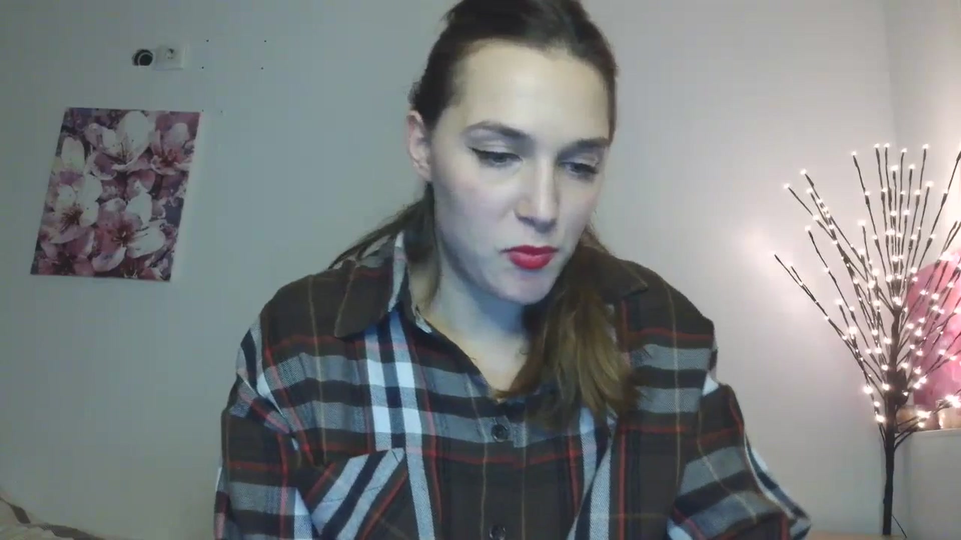 Gallery image thumbnail from HaleyReed's myfreecams stream on, 01/29/2026, 16:47 image 4 of 20